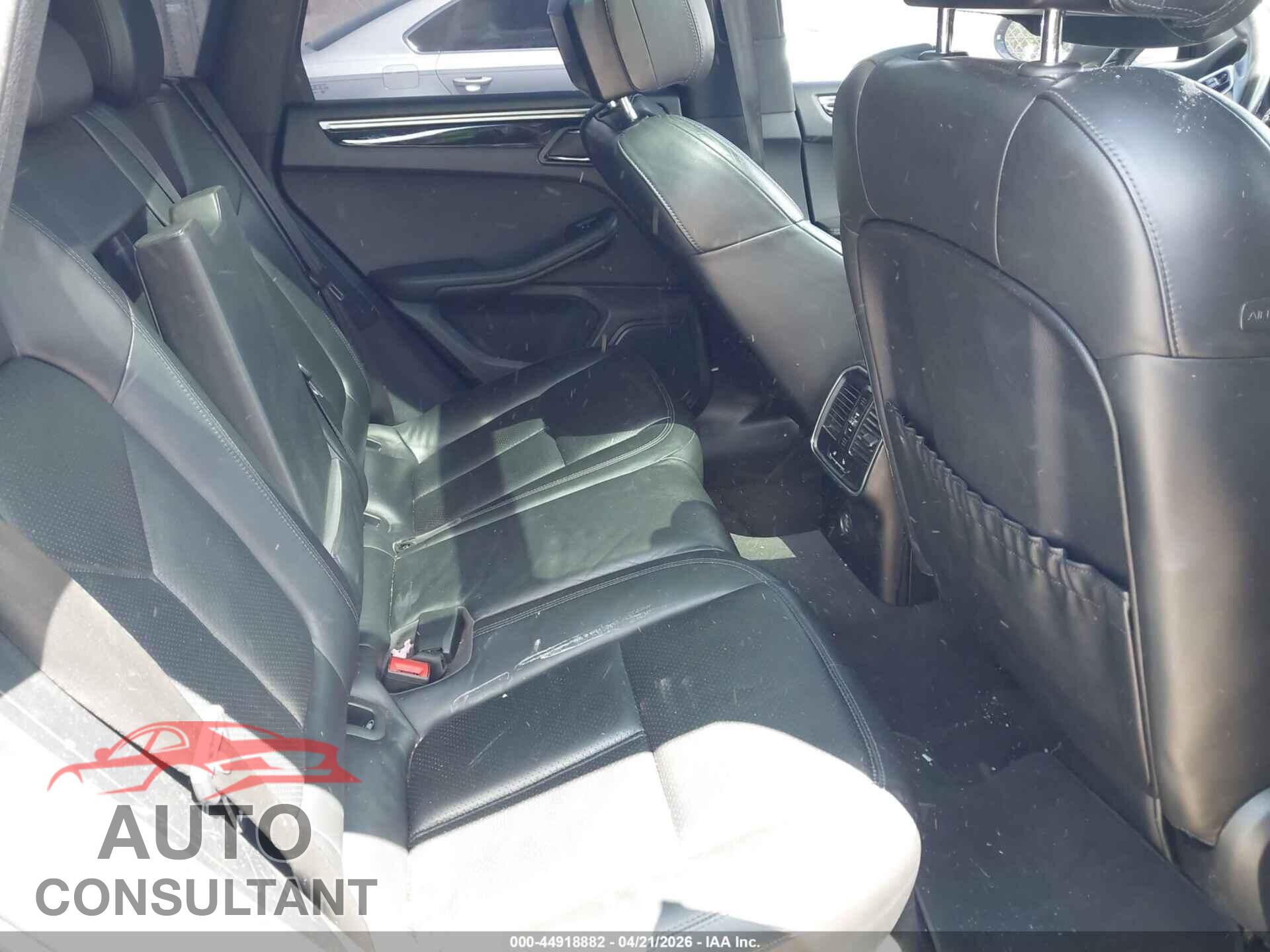 PORSCHE MACAN 2017 - WP1AA2A54HLB04328