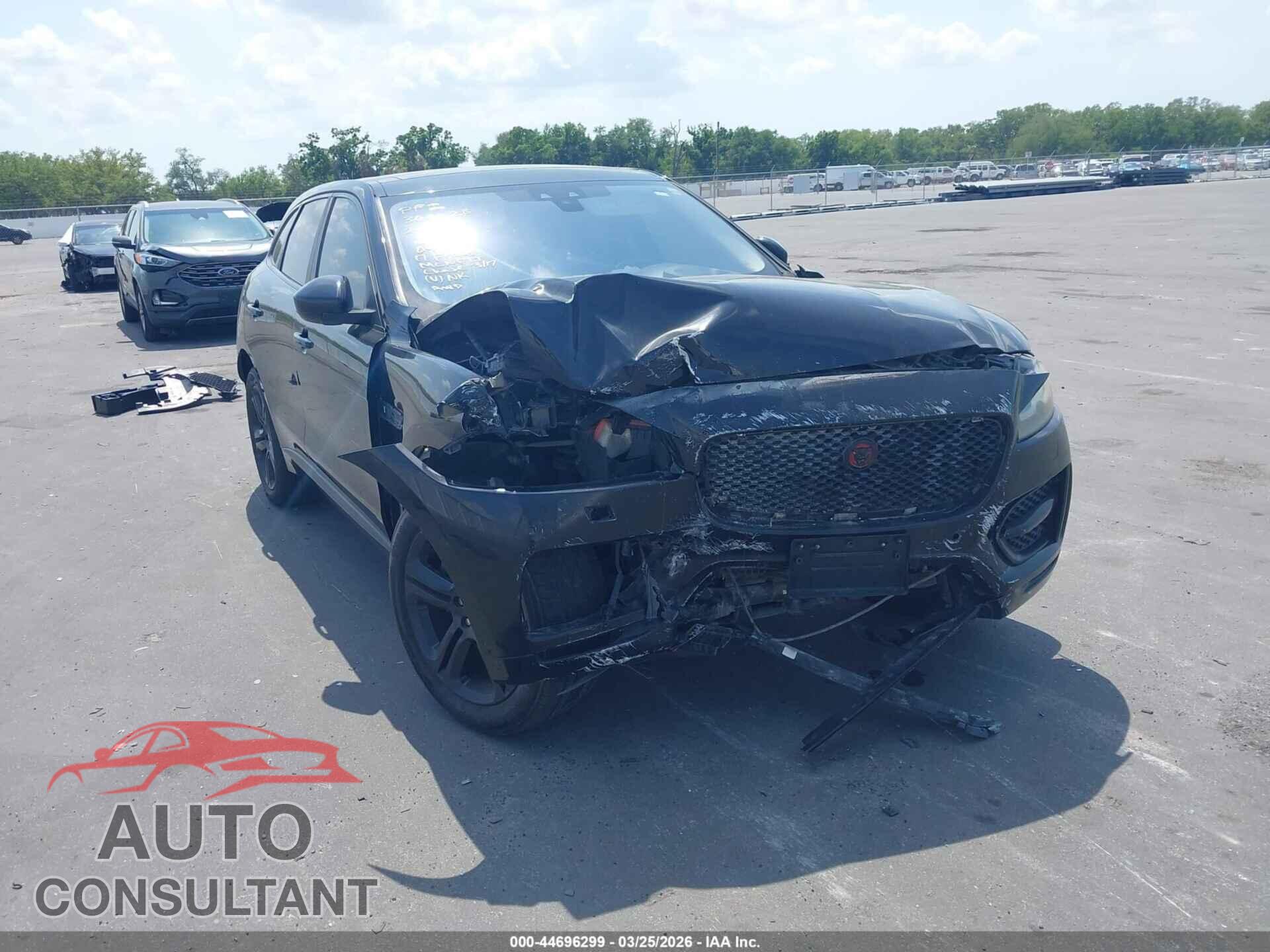JAGUAR F-PACE 2017 - SADCL2BV9HA046980