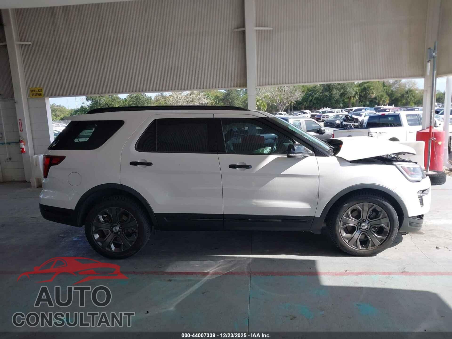 FORD EXPLORER 2018 - 1FM5K8GT7JGB97526