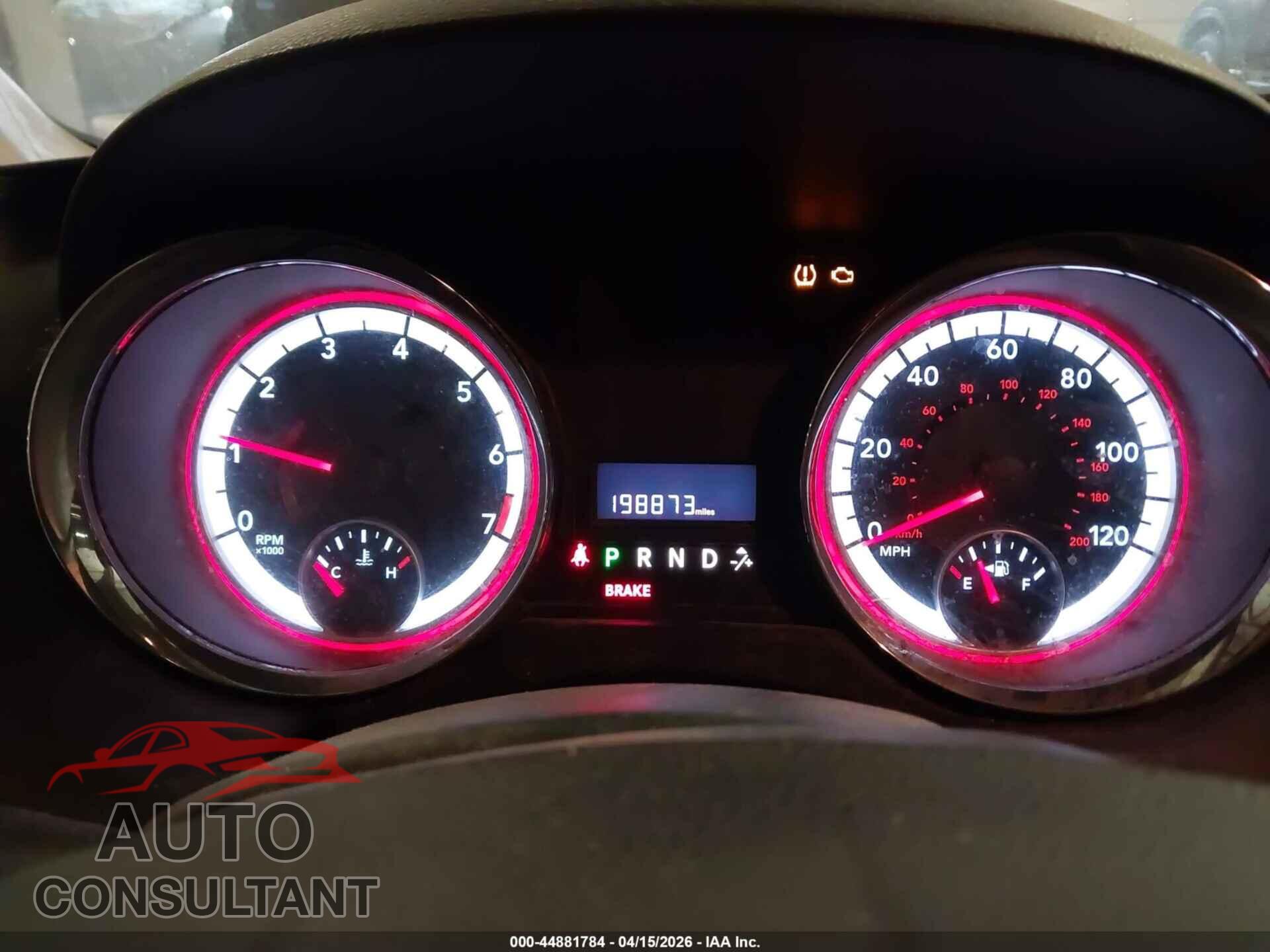 DODGE GRAND CARAVAN 2011 - 2D4RN3DG8BR674040