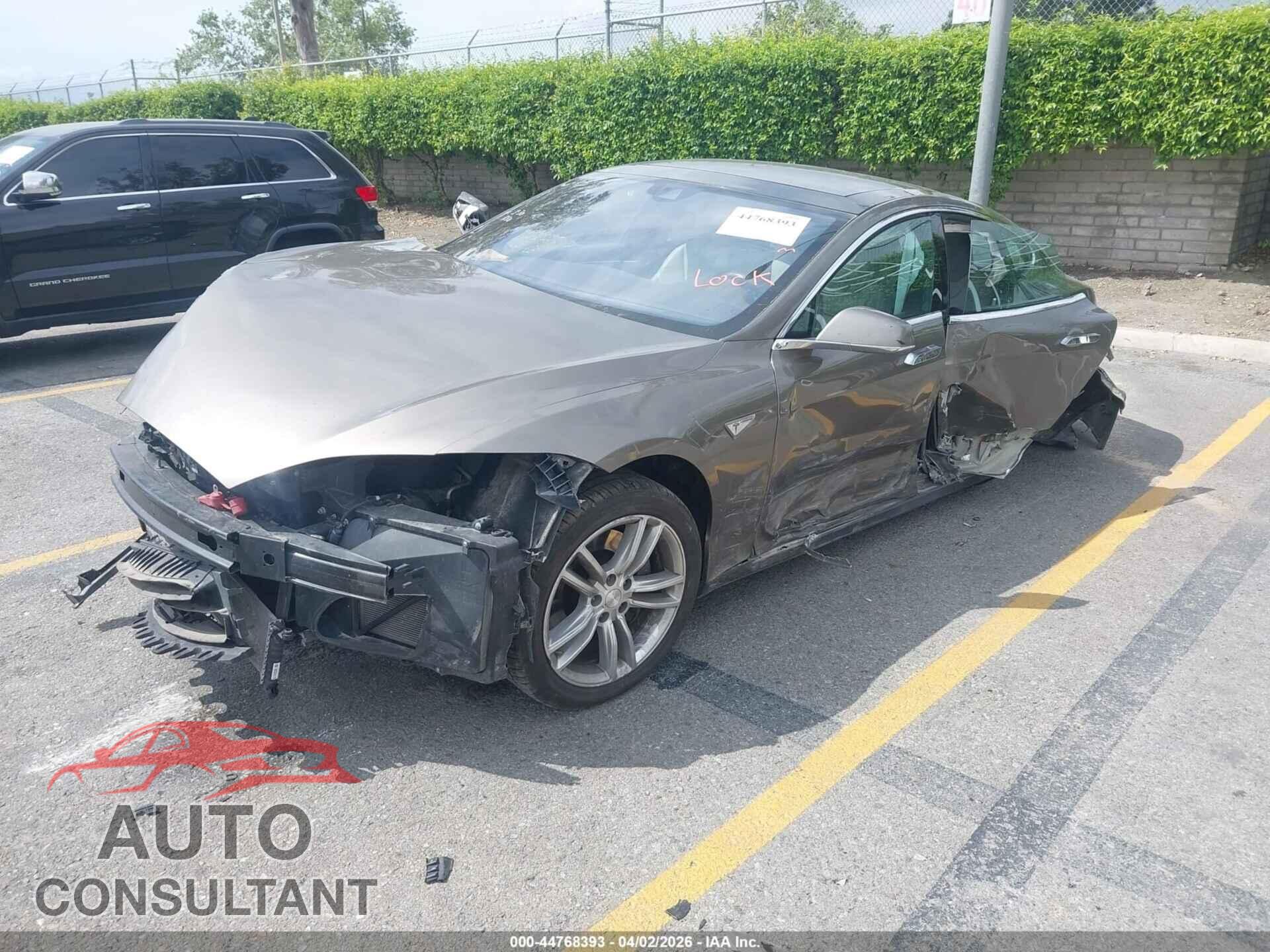 TESLA MODEL S 2015 - 5YJSA1E21FF106389