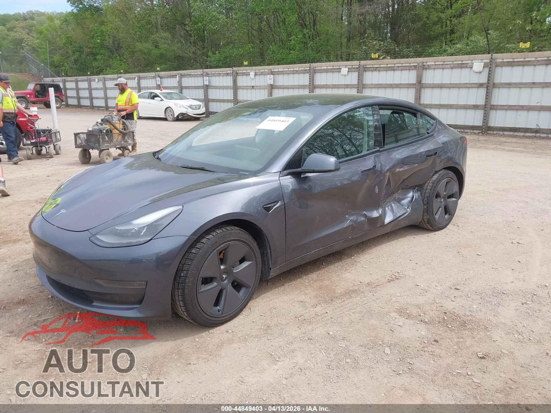 TESLA MODEL 3 2023 - 5YJ3E1EAXPF680619