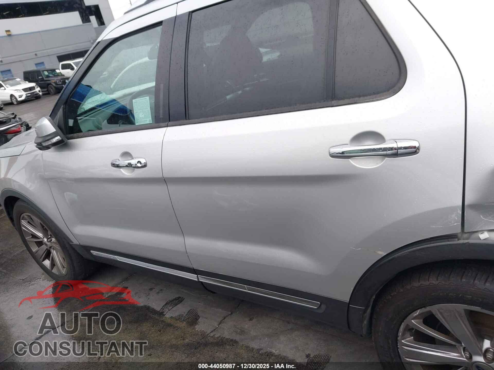 FORD EXPLORER 2018 - 1FM5K7F83JGB33328