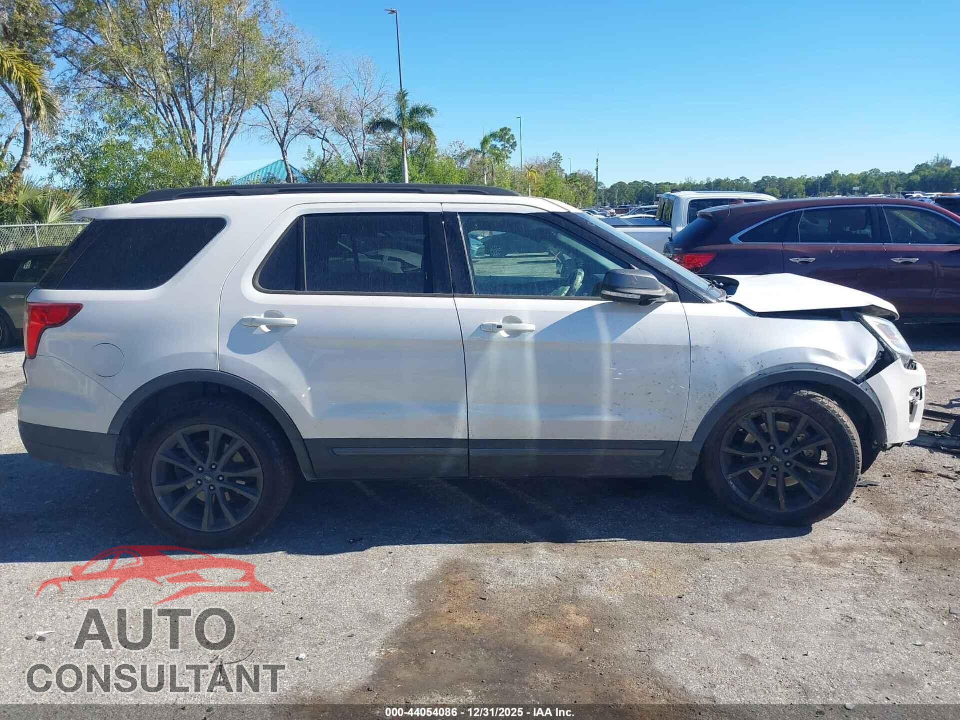 FORD EXPLORER 2018 - 1FM5K7D84JGB63408