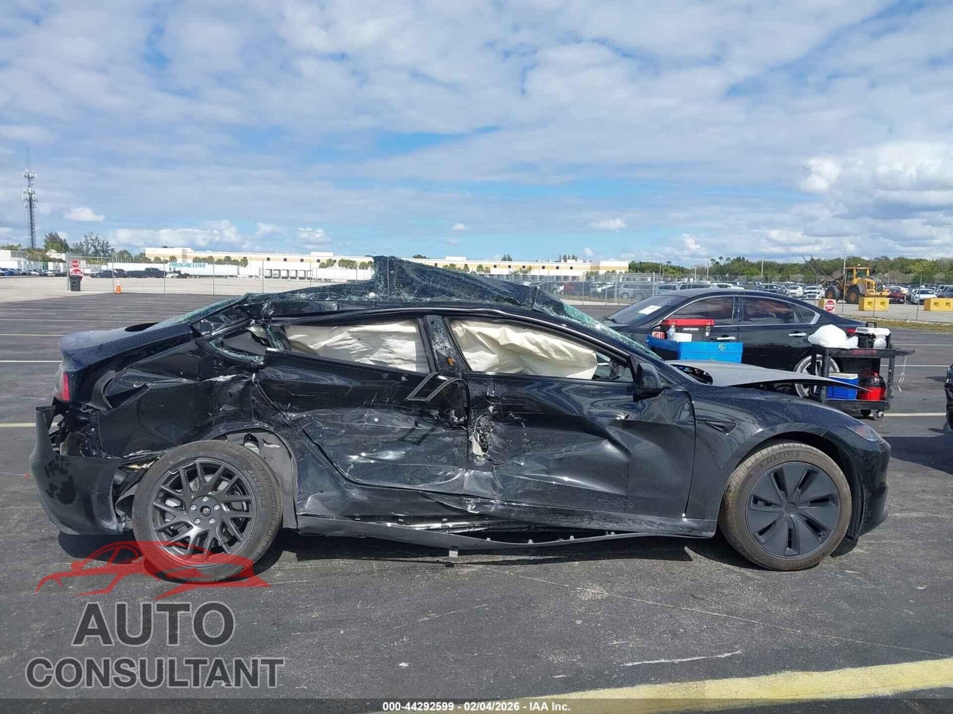 TESLA MODEL 3 2024 - 5YJ3E1EA6RF873210