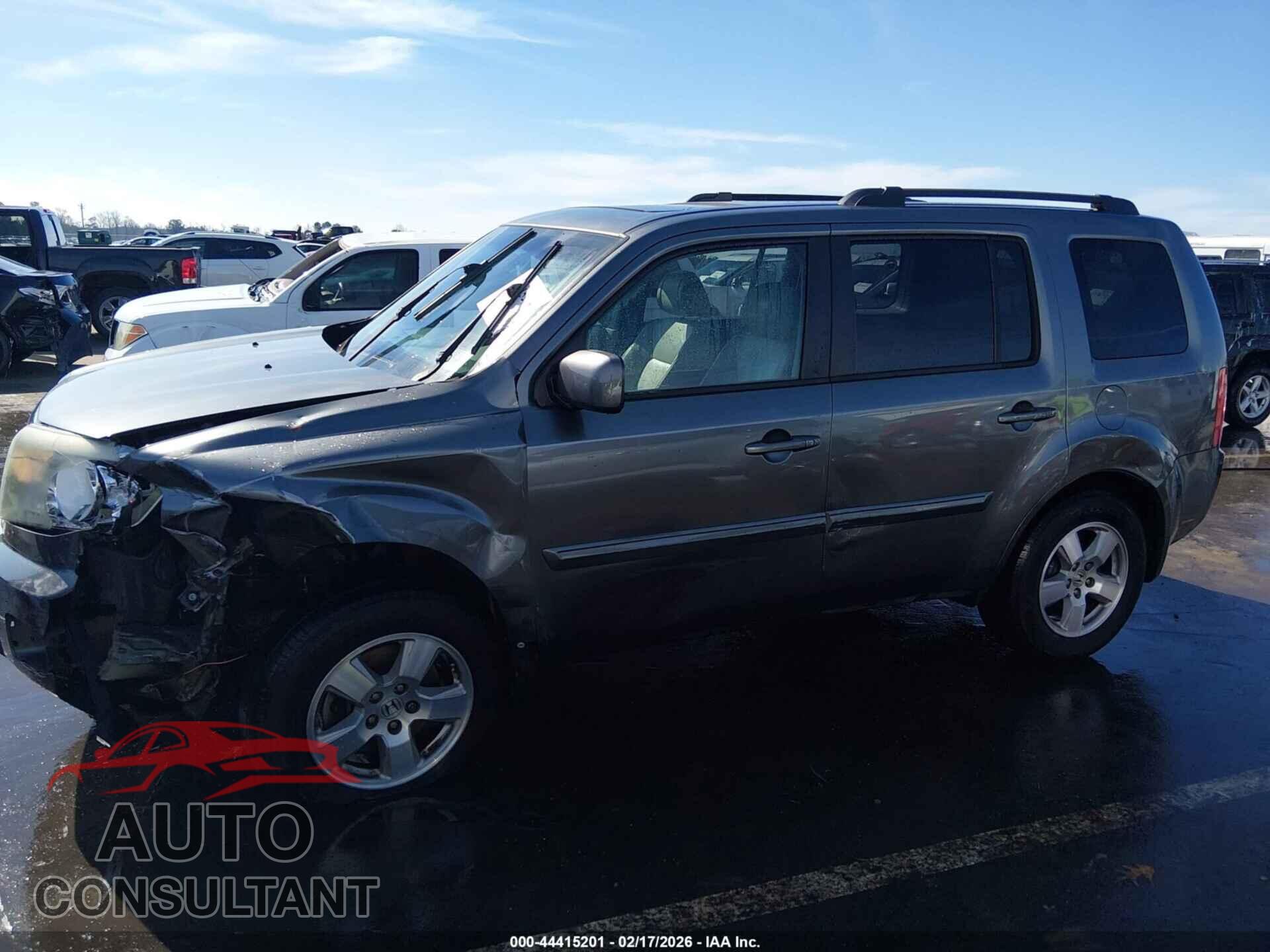HONDA PILOT 2011 - 5FNYF3H55BB028769