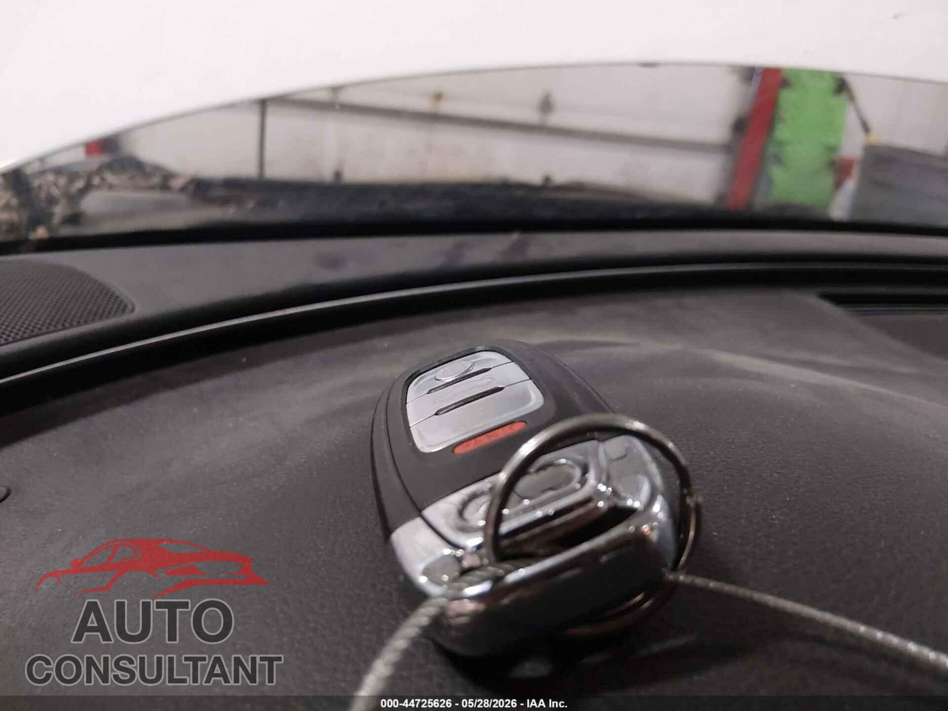 AUDI A6 2013 - WAUGFAFC8DN058156