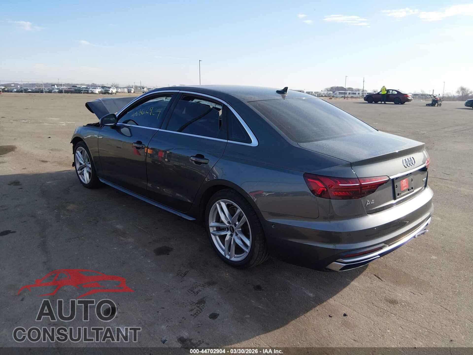AUDI A4 2022 - WAUFAAF48NN012475