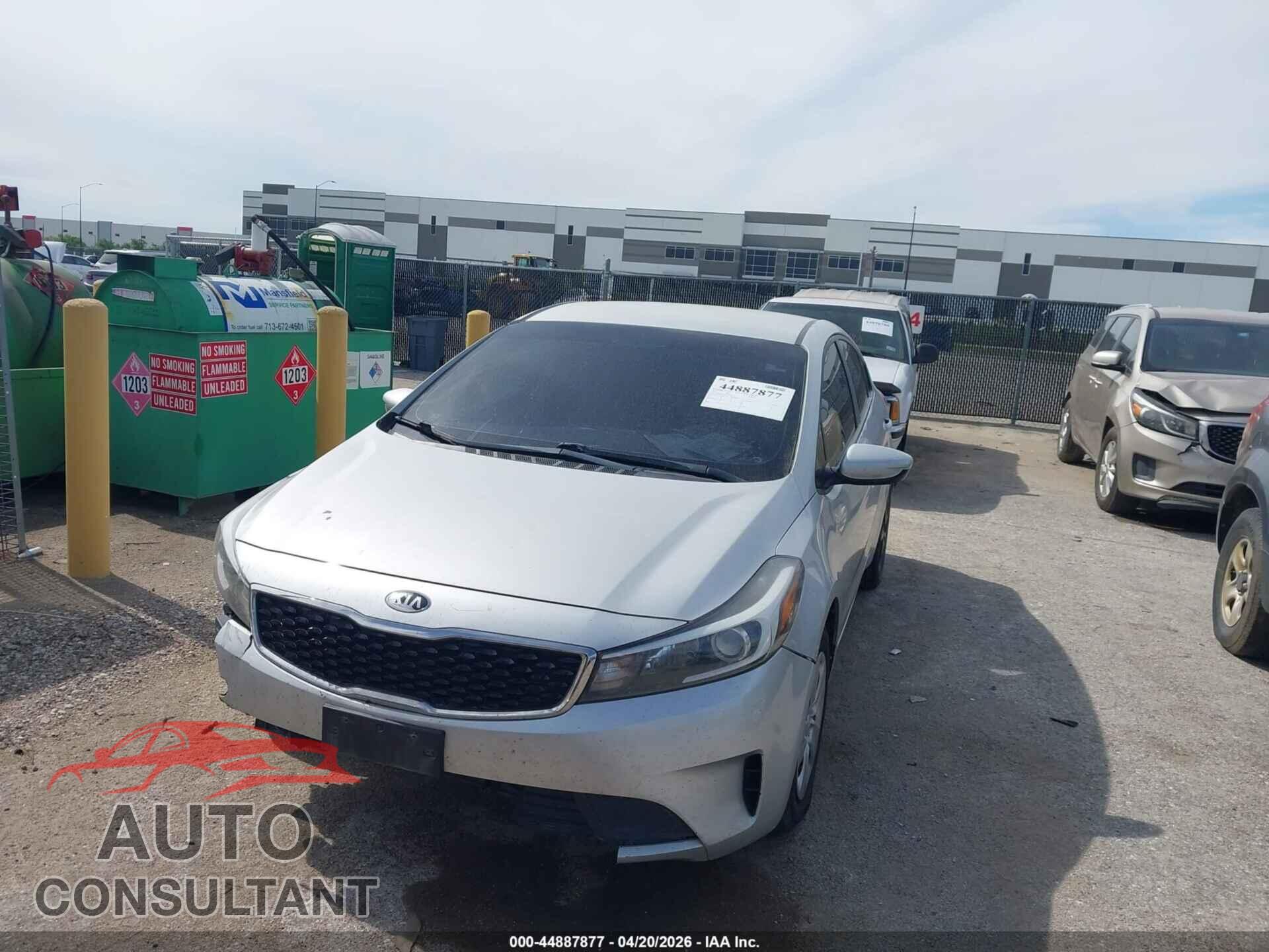 KIA FORTE 2017 - 3KPFK4A76HE137664