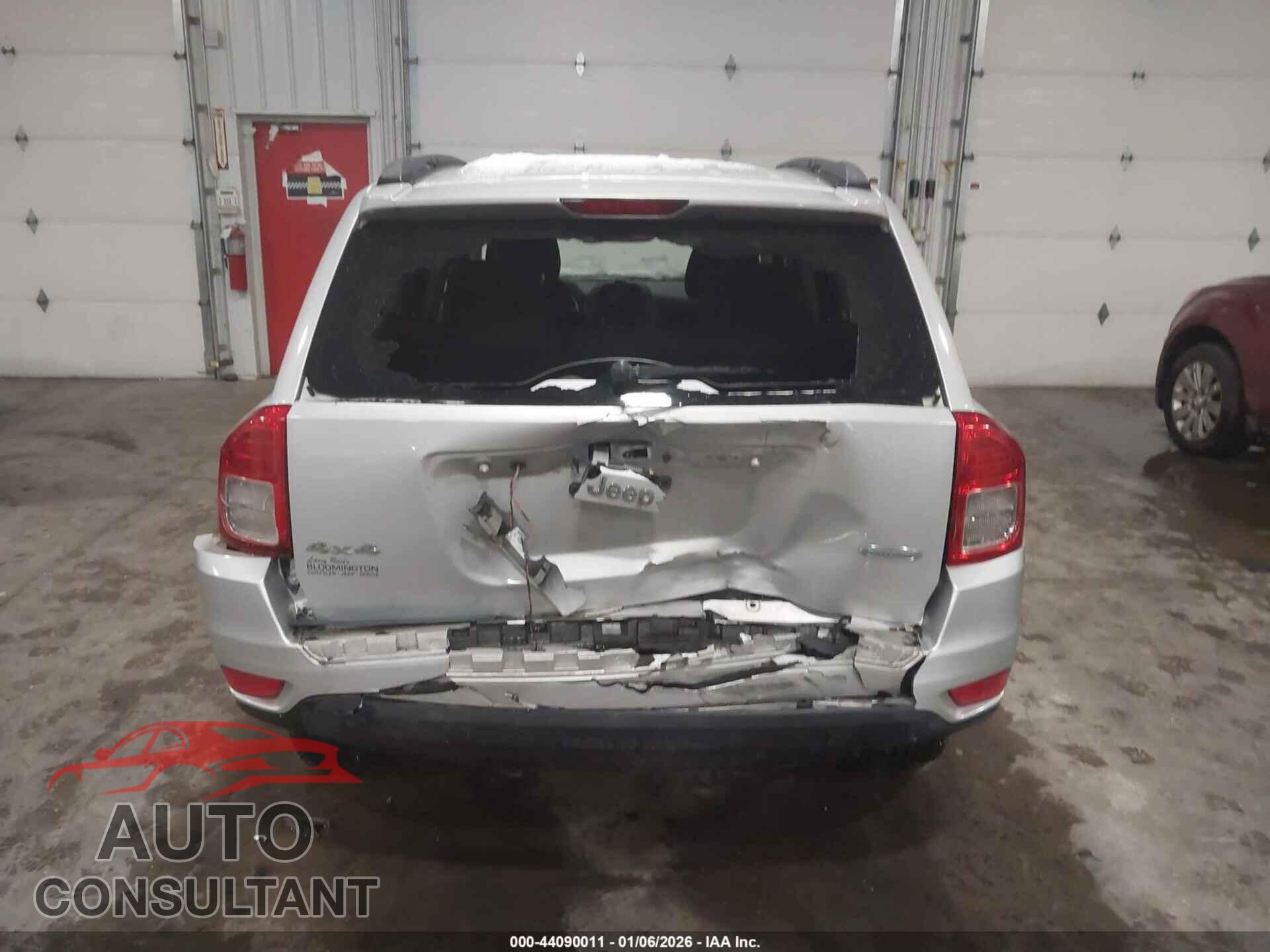 JEEP COMPASS 2011 - 1J4NF1FB7BD181994