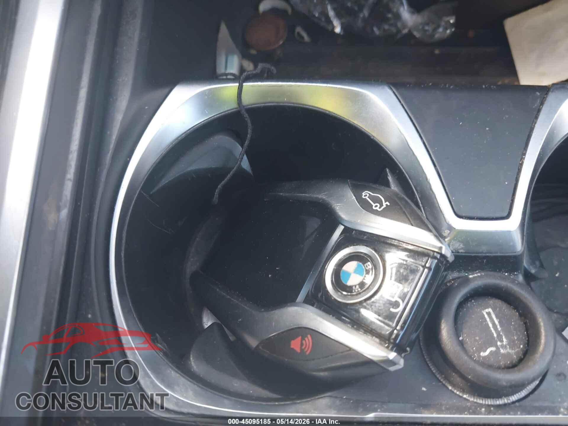 BMW 740I 2017 - WBA7E2C50HG739985