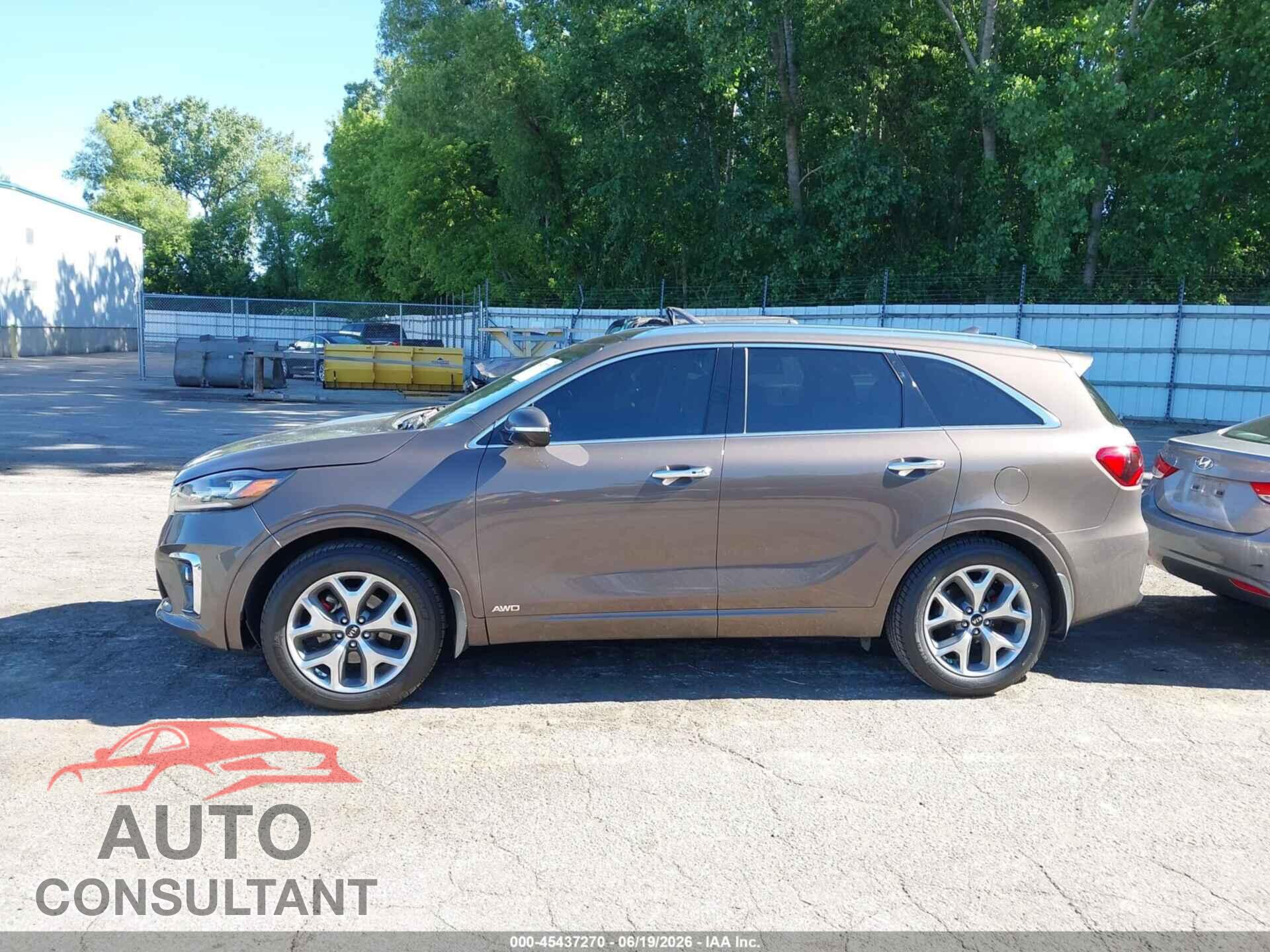KIA SORENTO 2019 - 5XYPKDA54KG499652