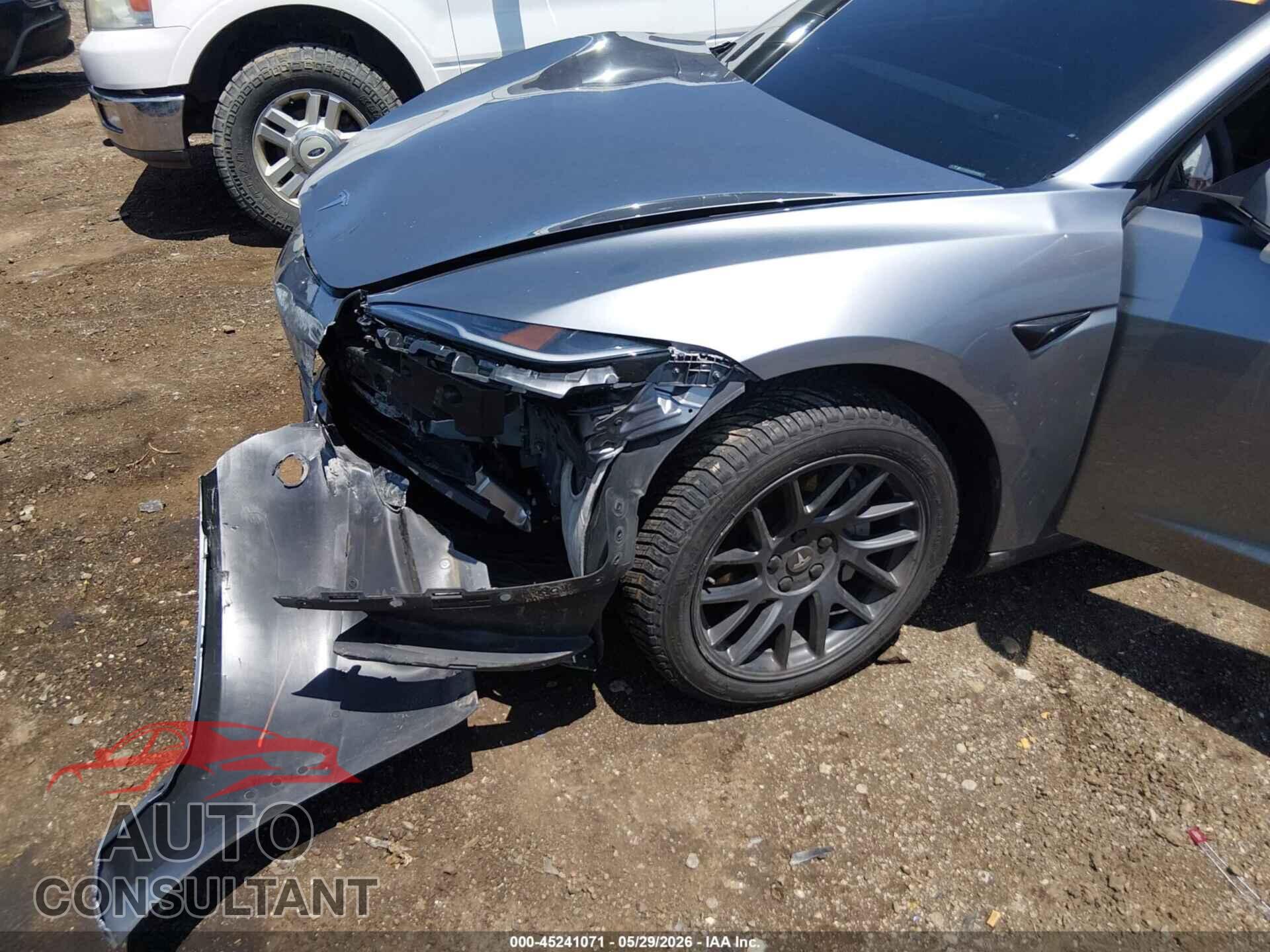 TESLA MODEL 3 2025 - 5YJ3E1EA9SF911194