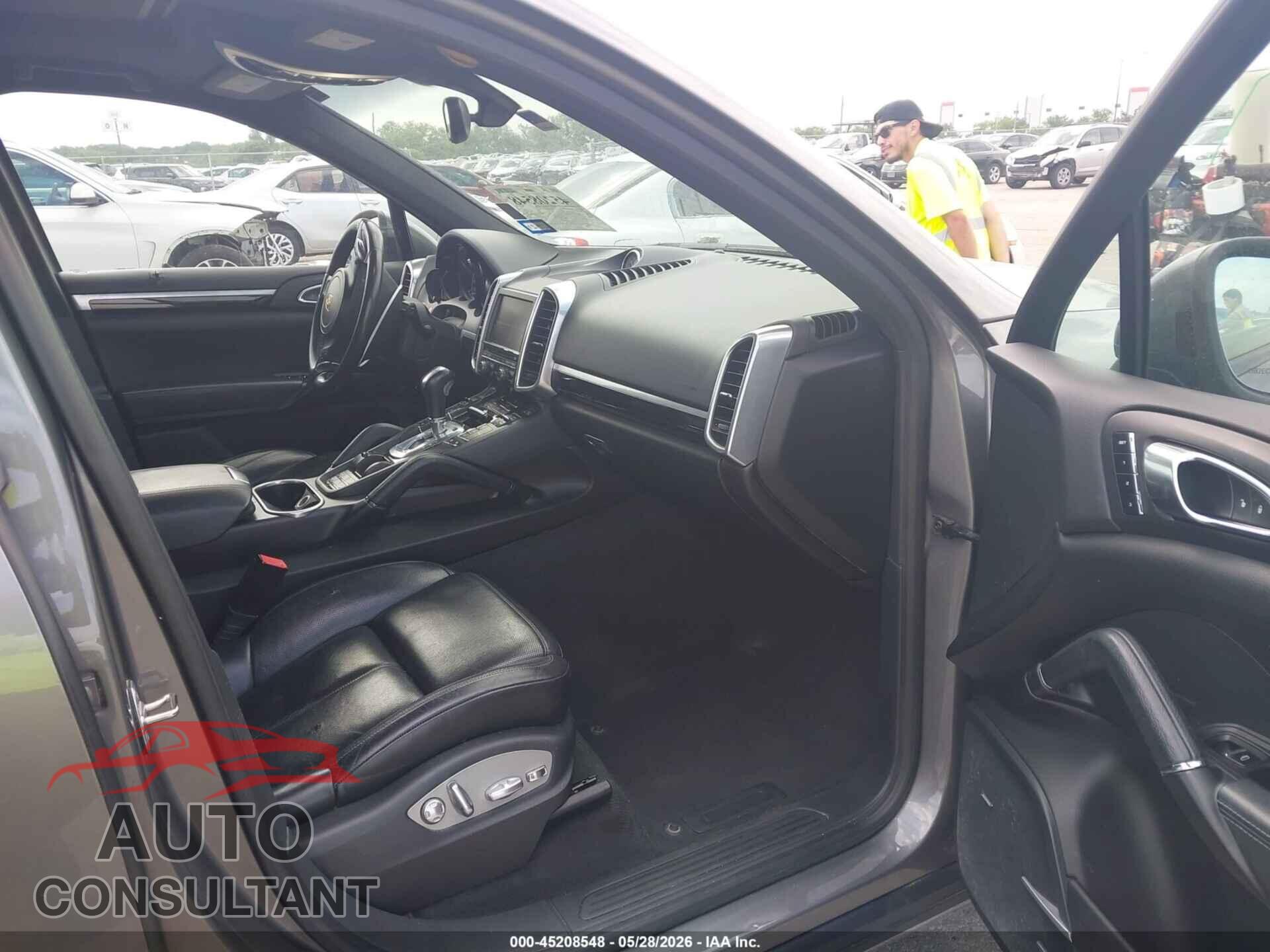 PORSCHE CAYENNE 2013 - WP1AA2A24DLA12474