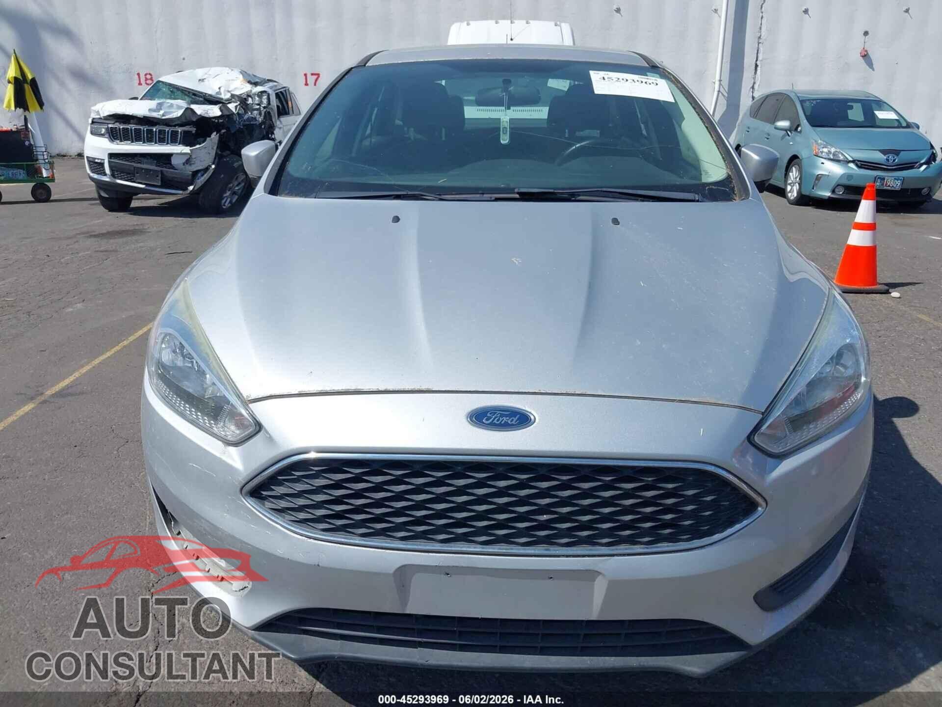 FORD FOCUS 2015 - 1FADP3F28FL370133
