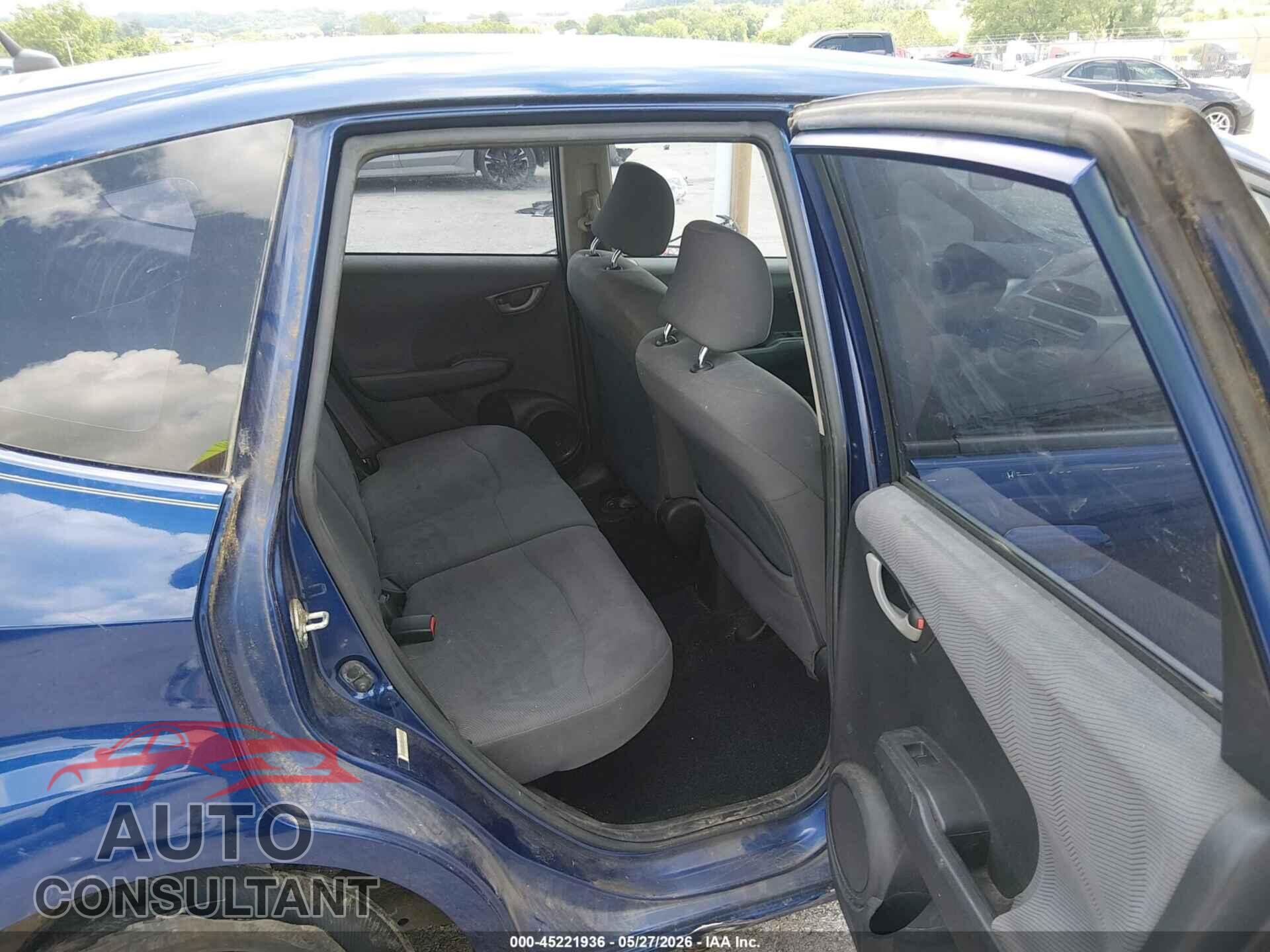 HONDA FIT 2013 - JHMGE8H33DC018699