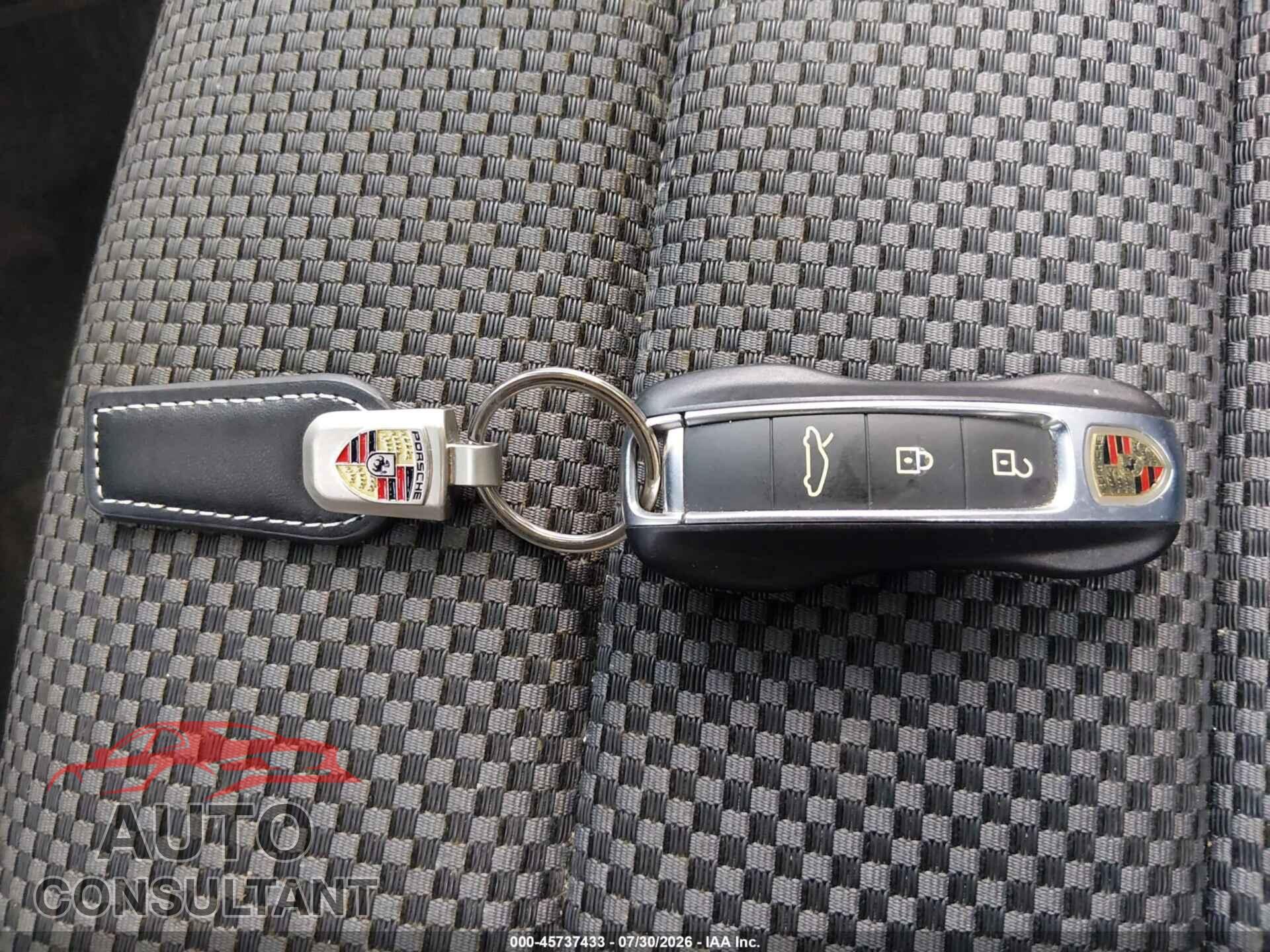 PORSCHE 911 2020 - WP0AA2A93LS206092