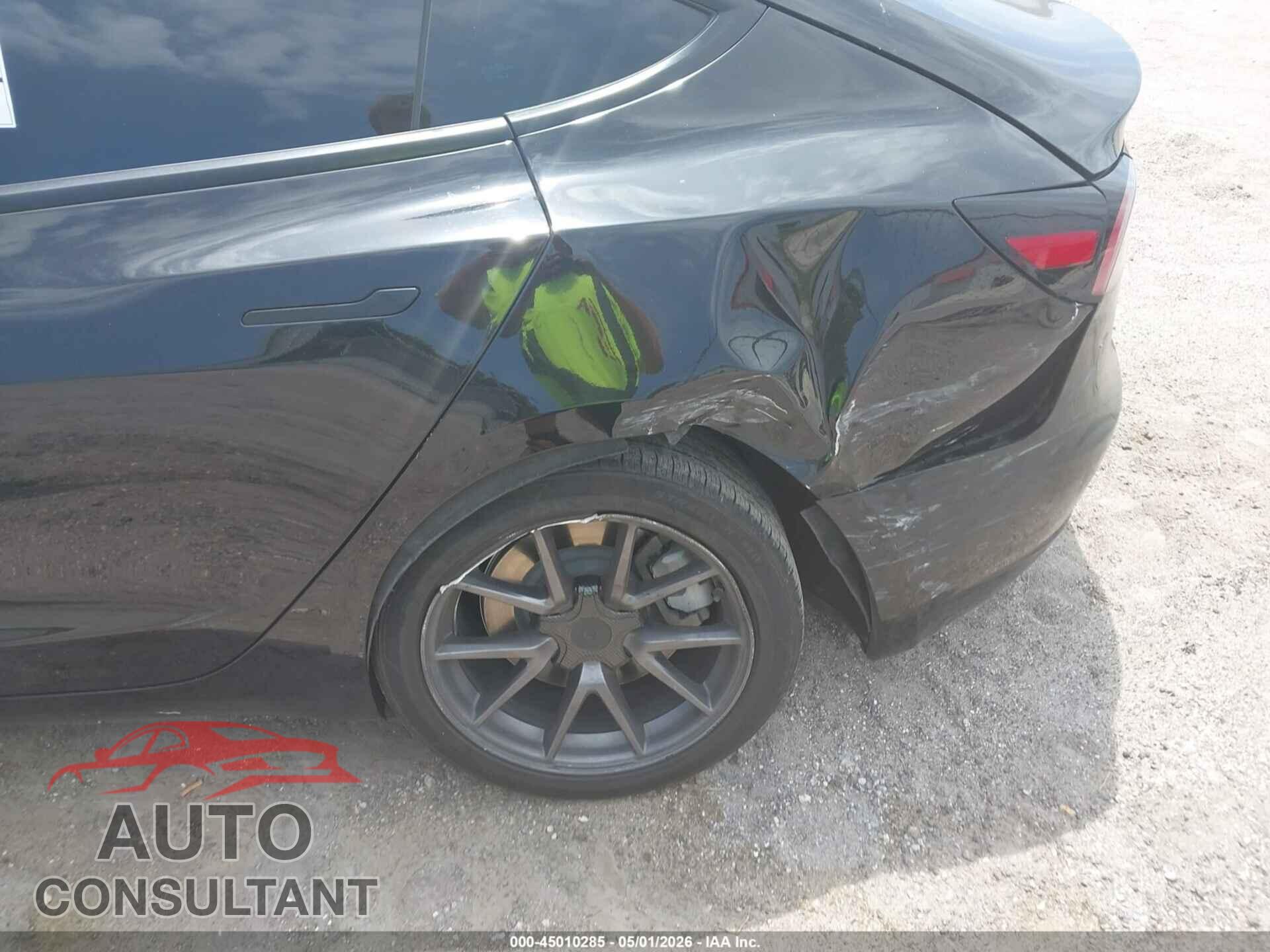 TESLA MODEL 3 2021 - 5YJ3E1EA4MF087964