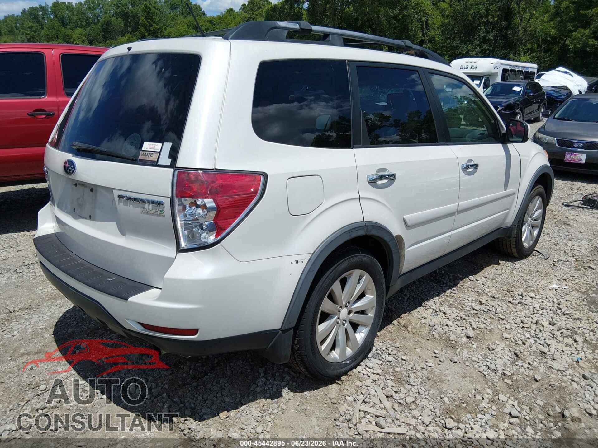 SUBARU FORESTER 2011 - JF2SHADC2BH758083