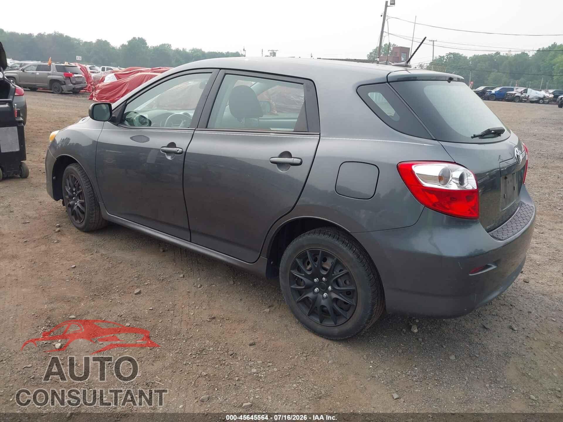 TOYOTA MATRIX 2011 - 2T1KU4EE7BC737469