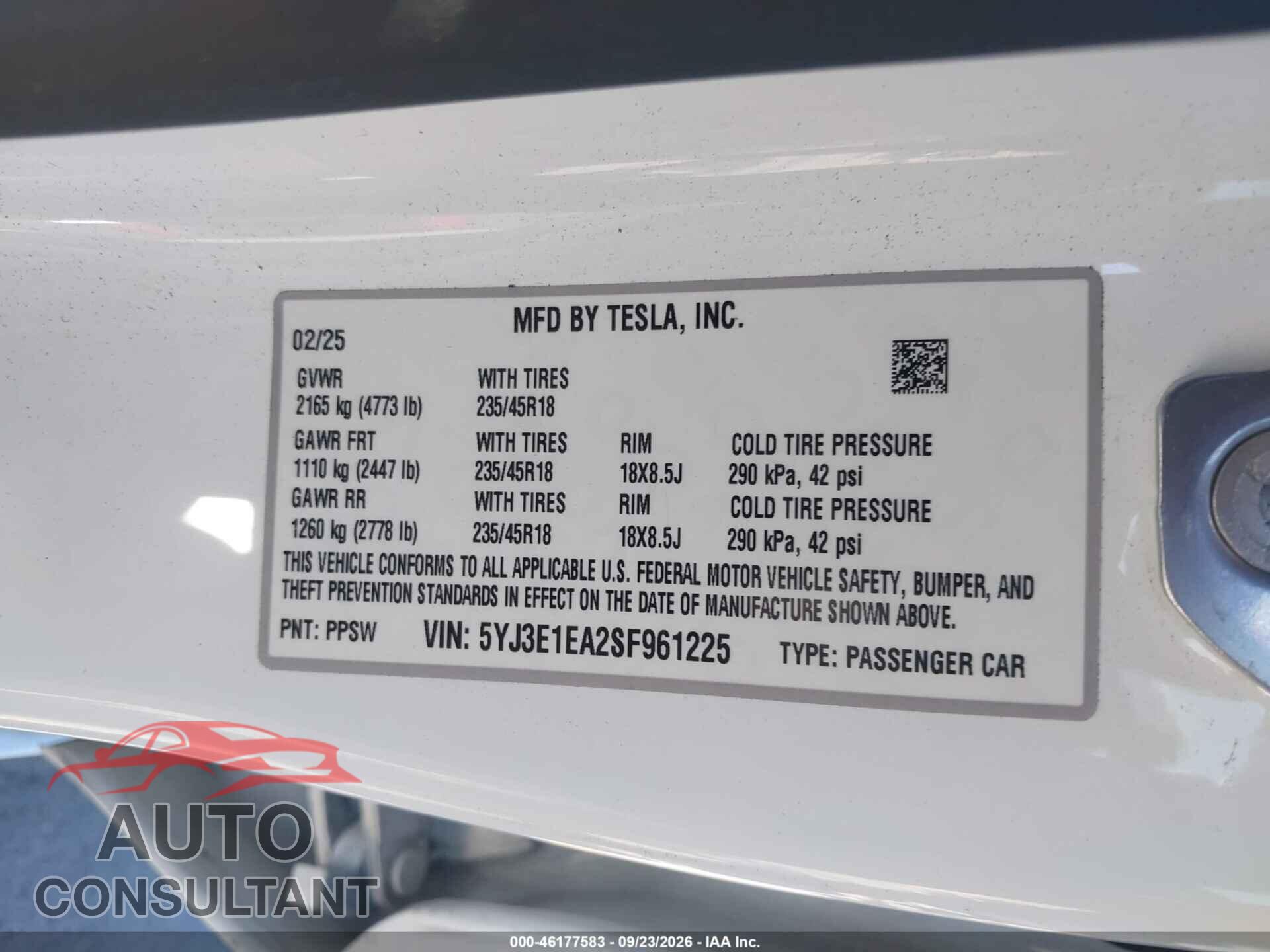TESLA MODEL 3 2025 - 5YJ3E1EA2SF961225