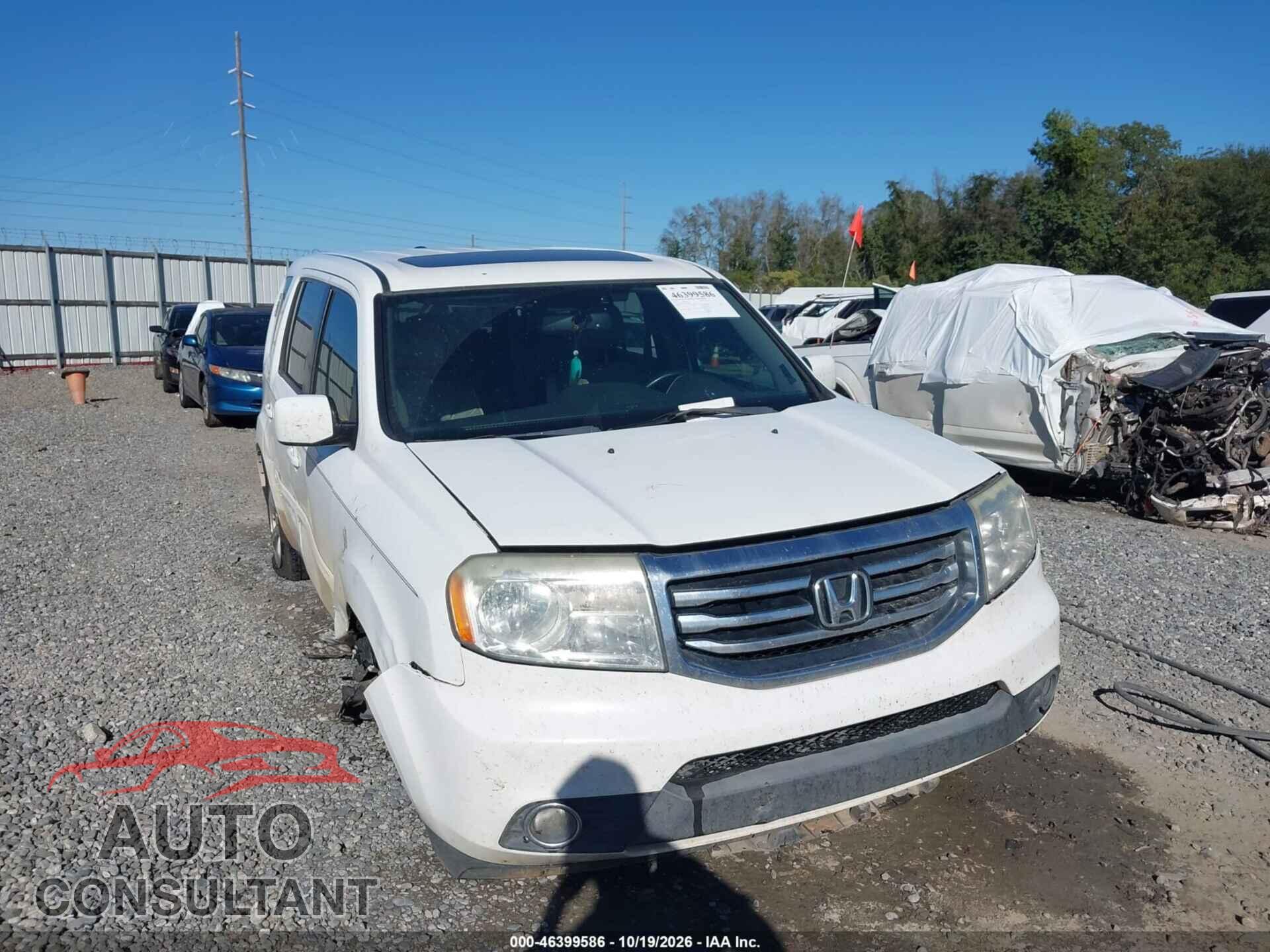 HONDA PILOT 2015 - 5FNYF4H57FB018899