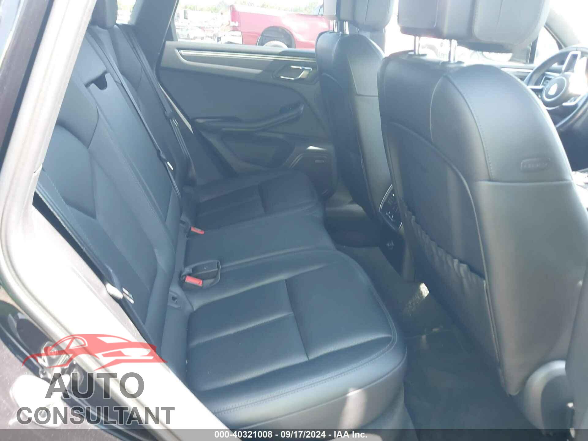 PORSCHE MACAN 2017 - WP1AB2A53HLB10988