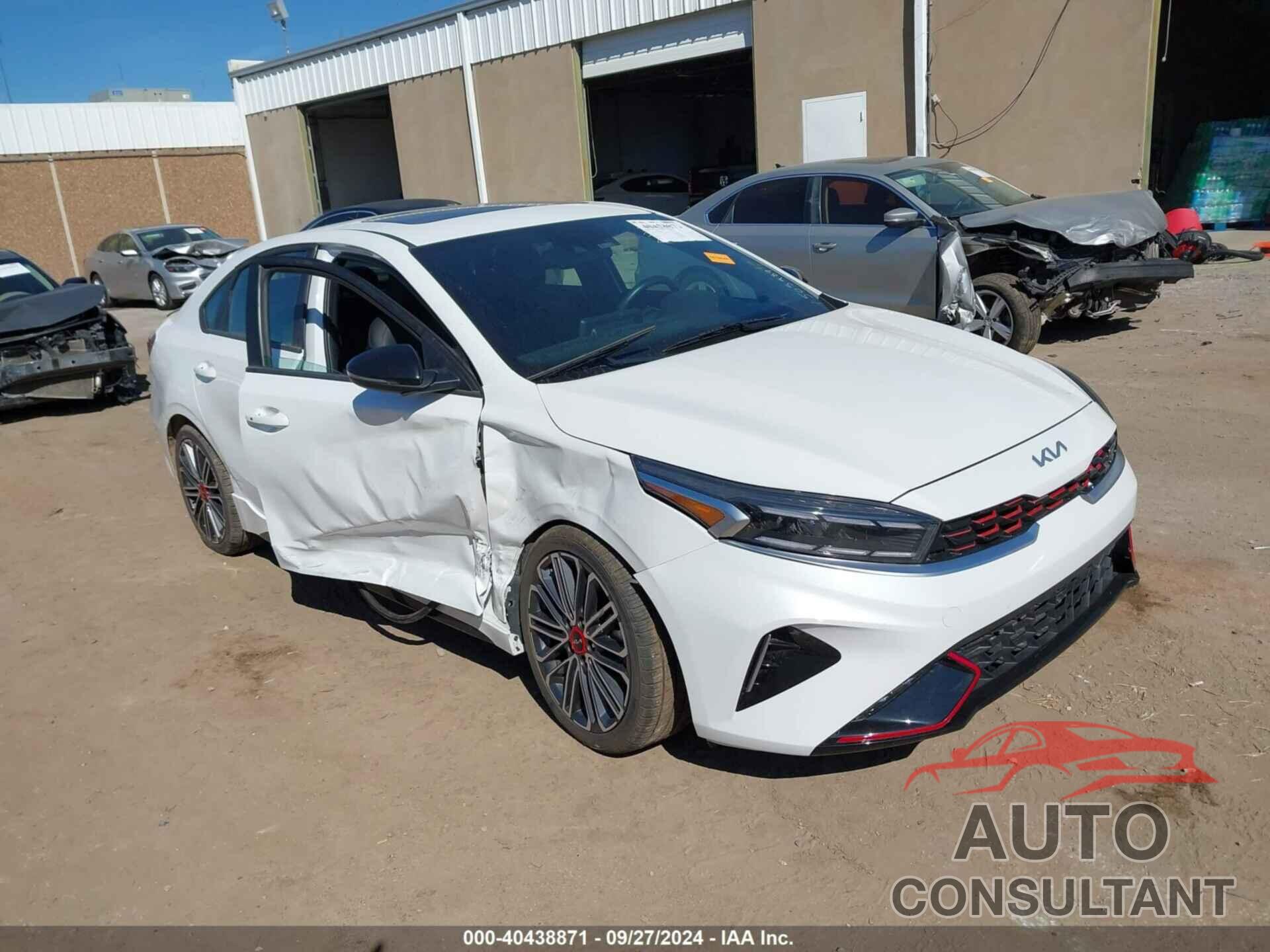 KIA FORTE 2023 - 3KPF44AC4PE505989