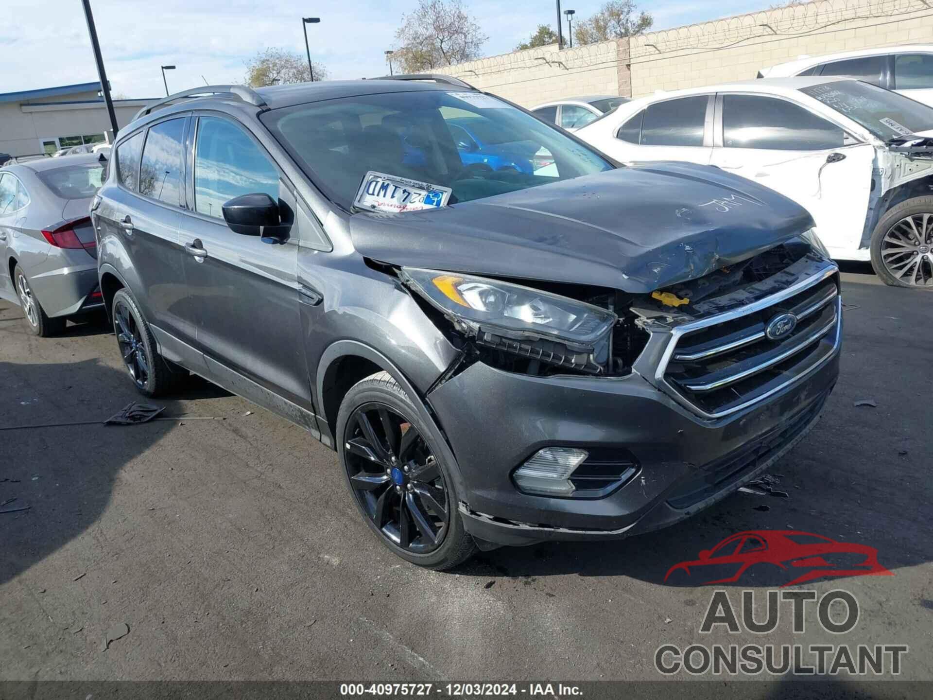 FORD ESCAPE 2017 - 1FMCU0GD1HUF08536