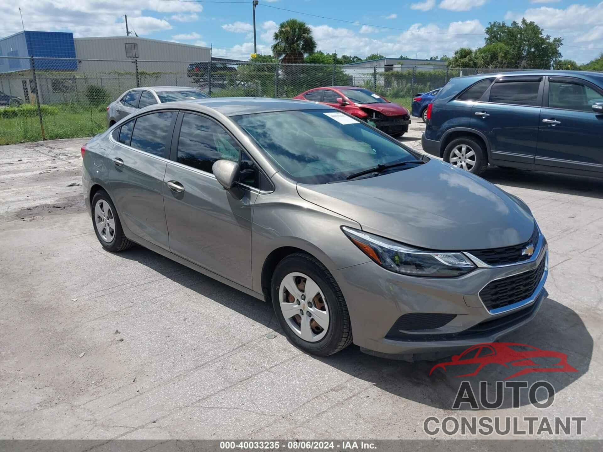 CHEVROLET CRUZE 2017 - 1G1BE5SM1H7255484