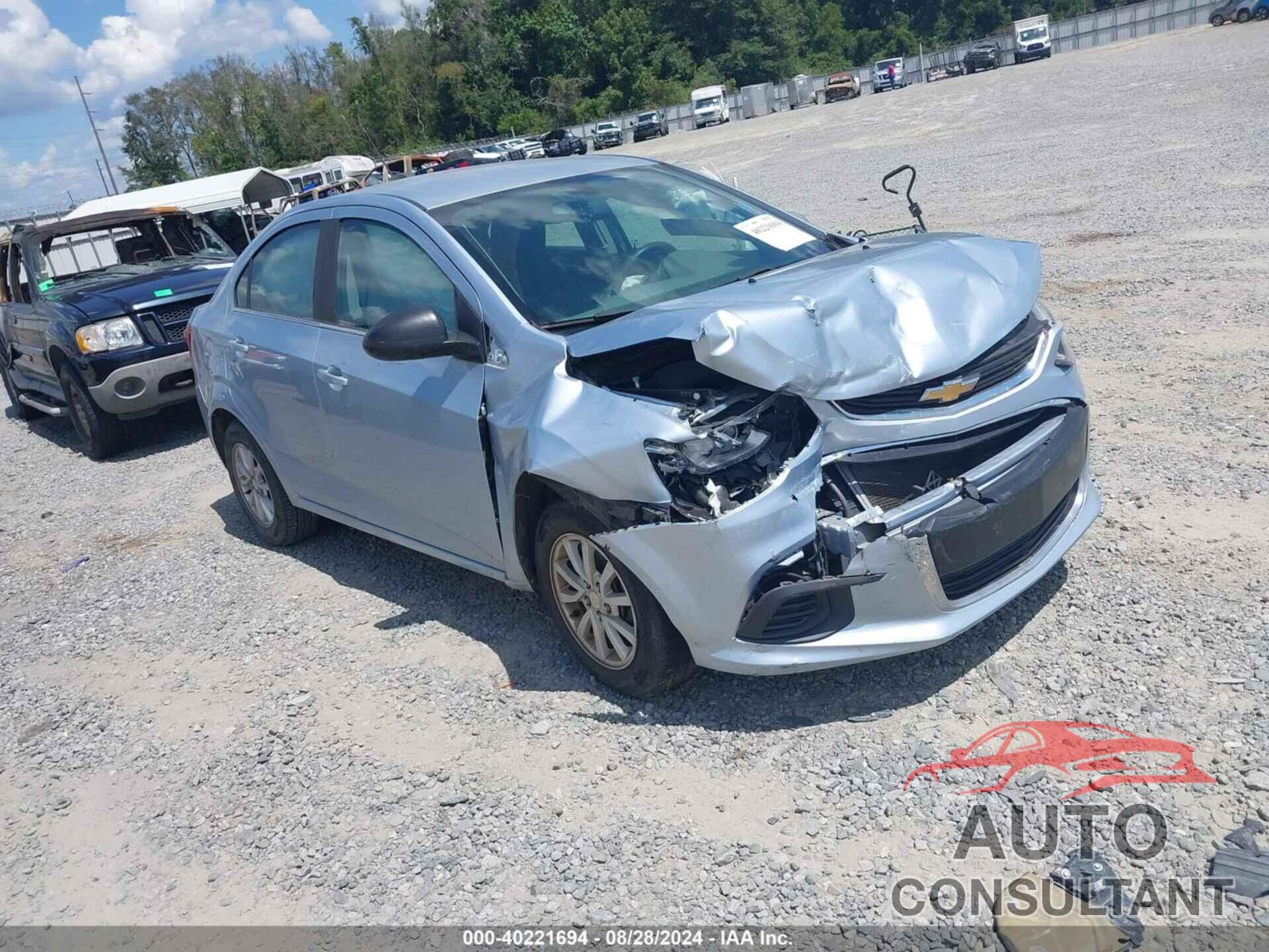 CHEVROLET SONIC 2017 - 1G1JD5SH4H4127324