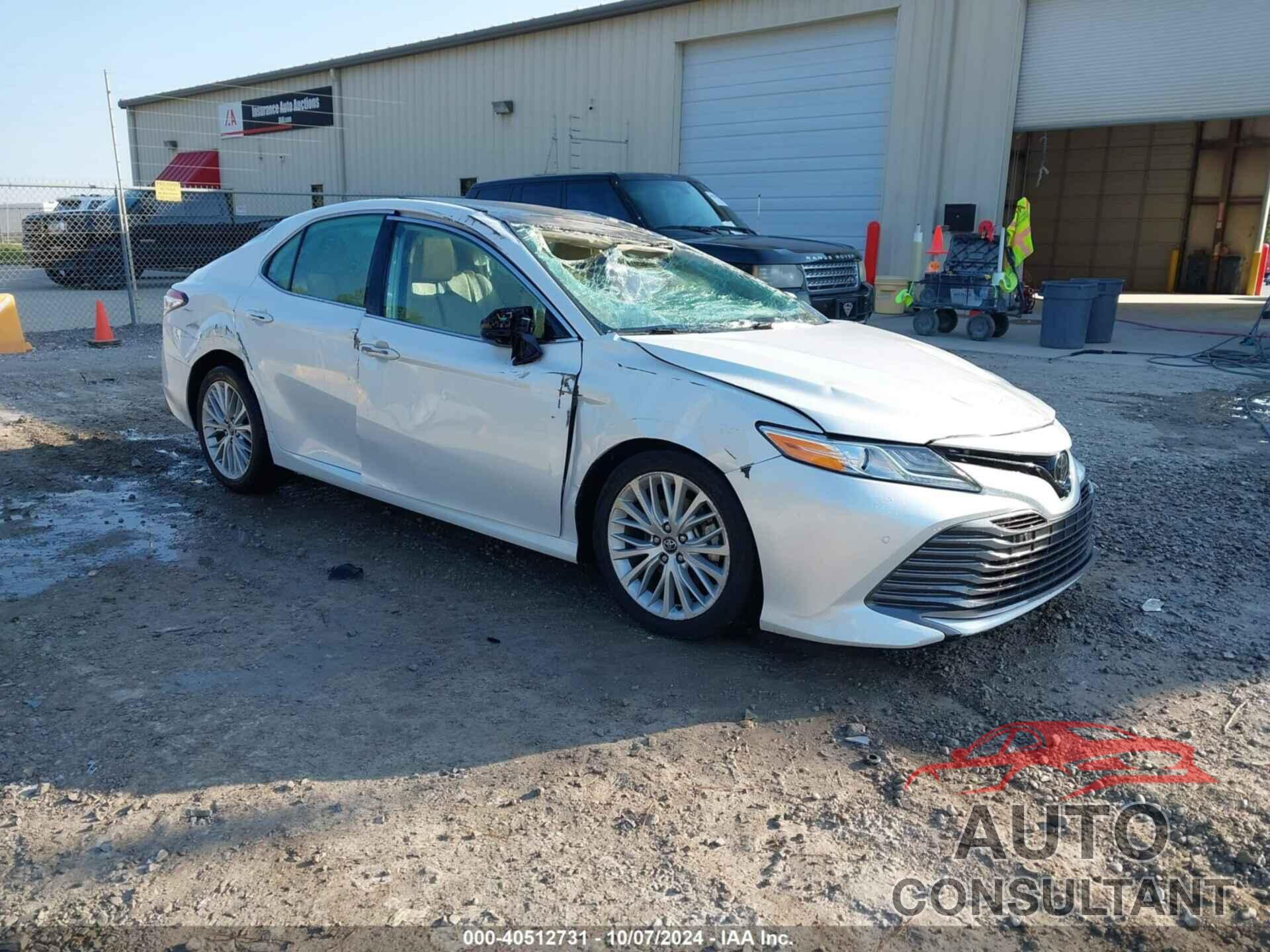 TOYOTA CAMRY 2020 - 4T1F11AK4LU894848