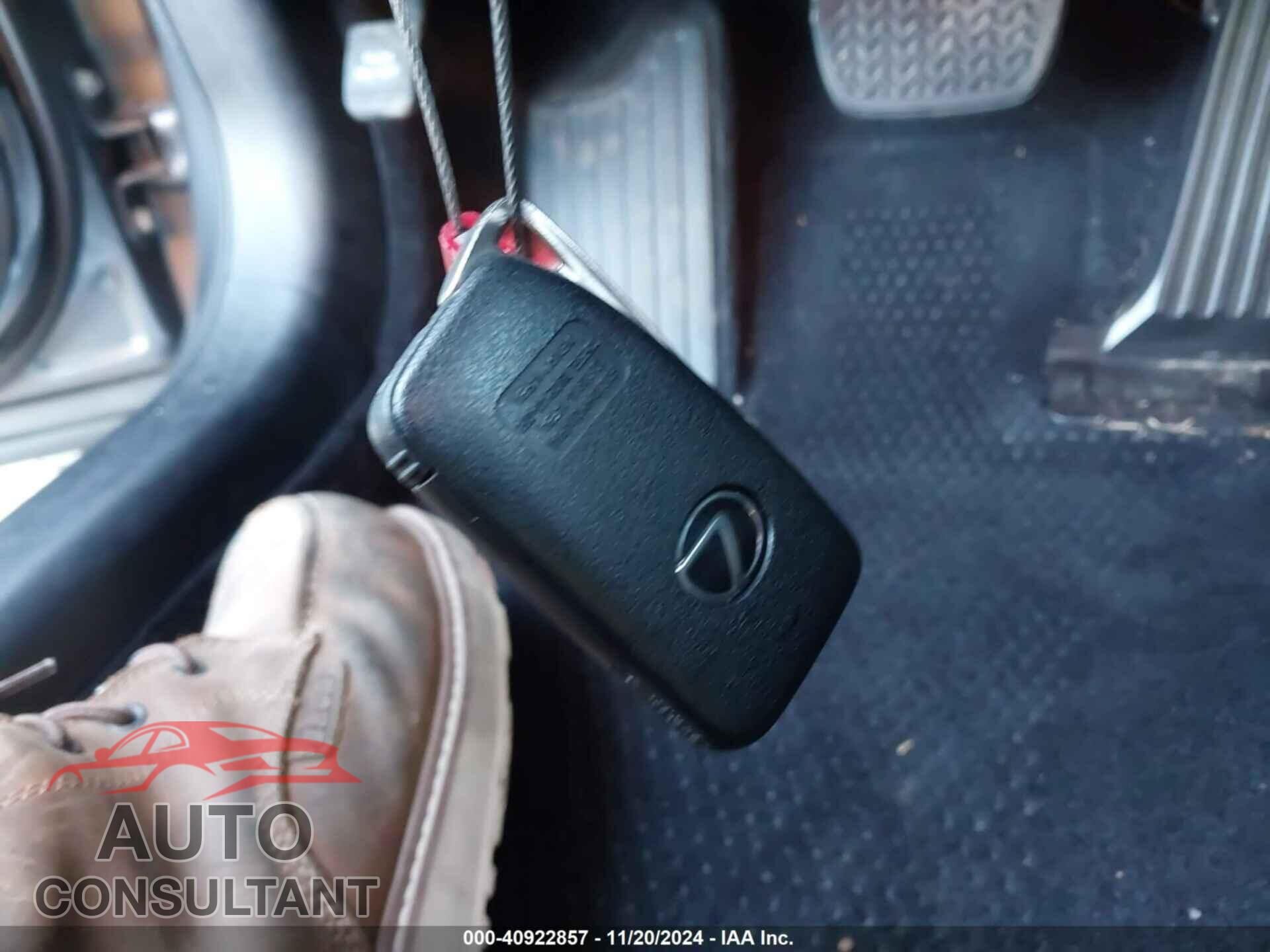 LEXUS IS 350 2014 - JTHBE1D29E5004357