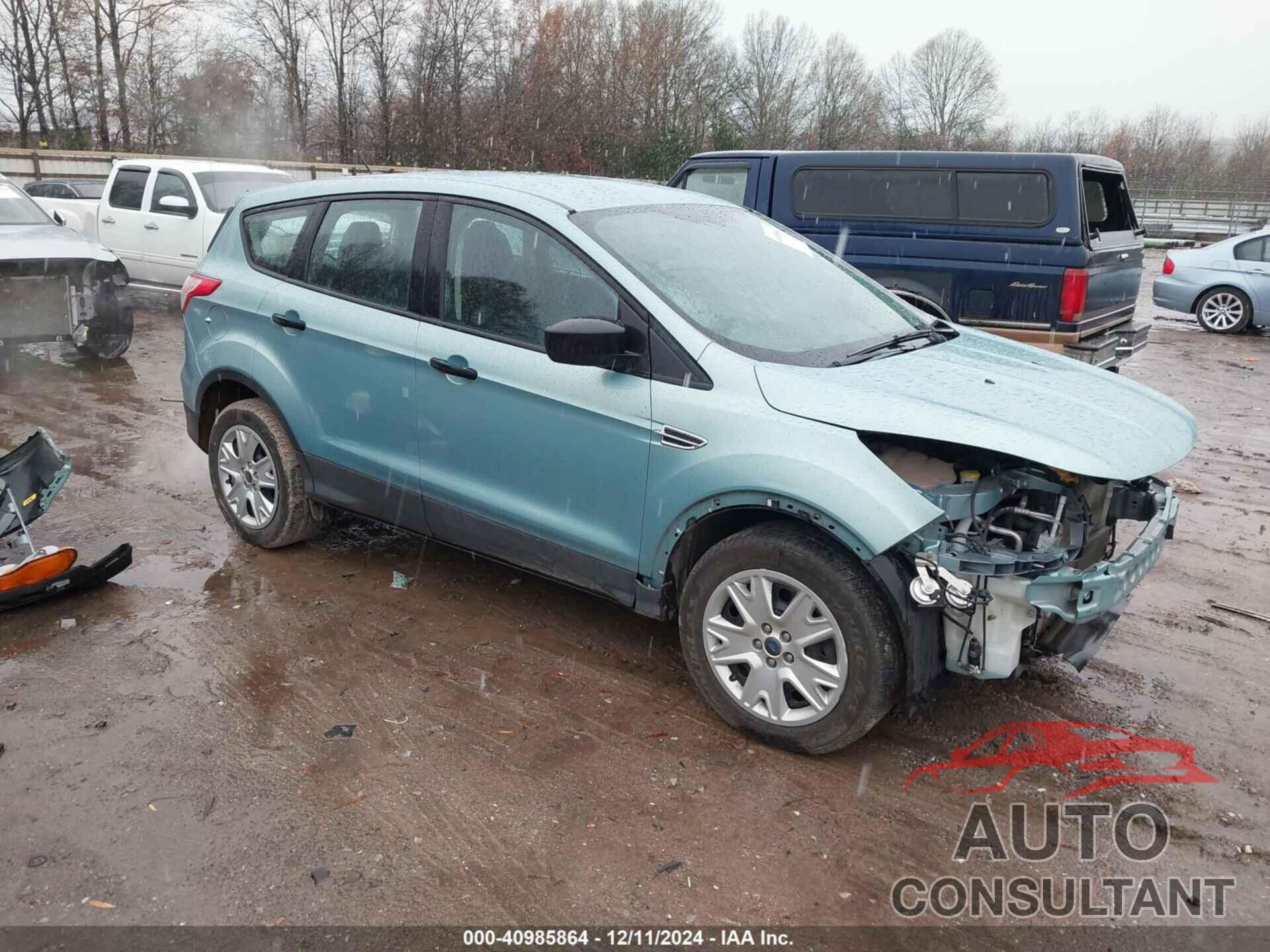 FORD ESCAPE 2013 - 1FMCU0F70DUB45202