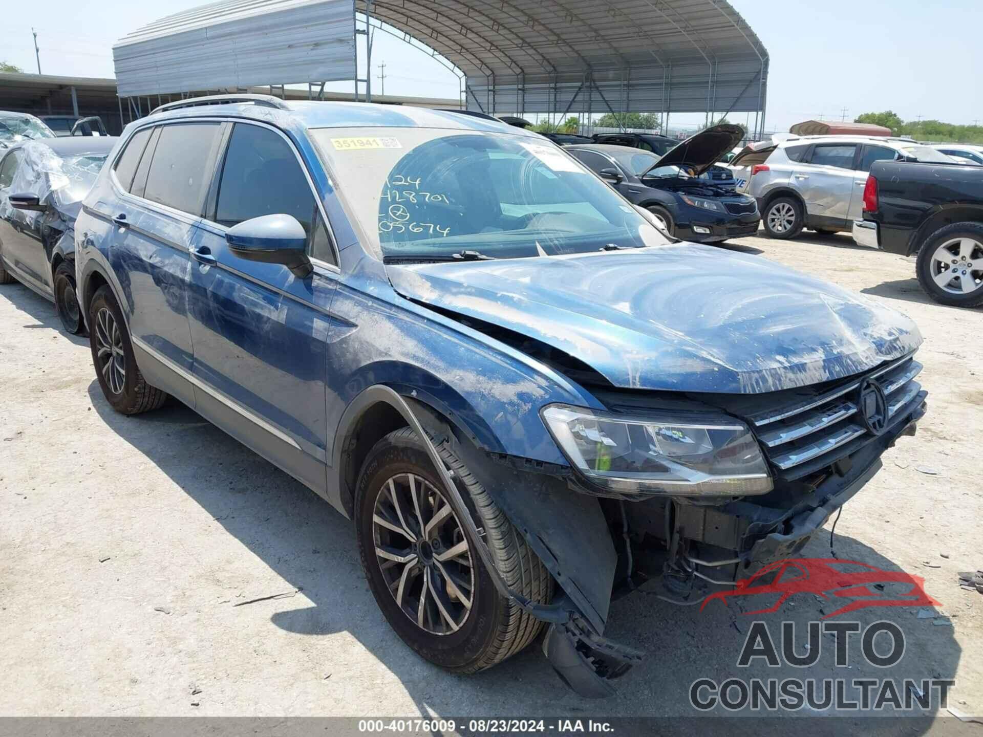 VOLKSWAGEN TIGUAN 2018 - 3VV2B7AX3JM205674