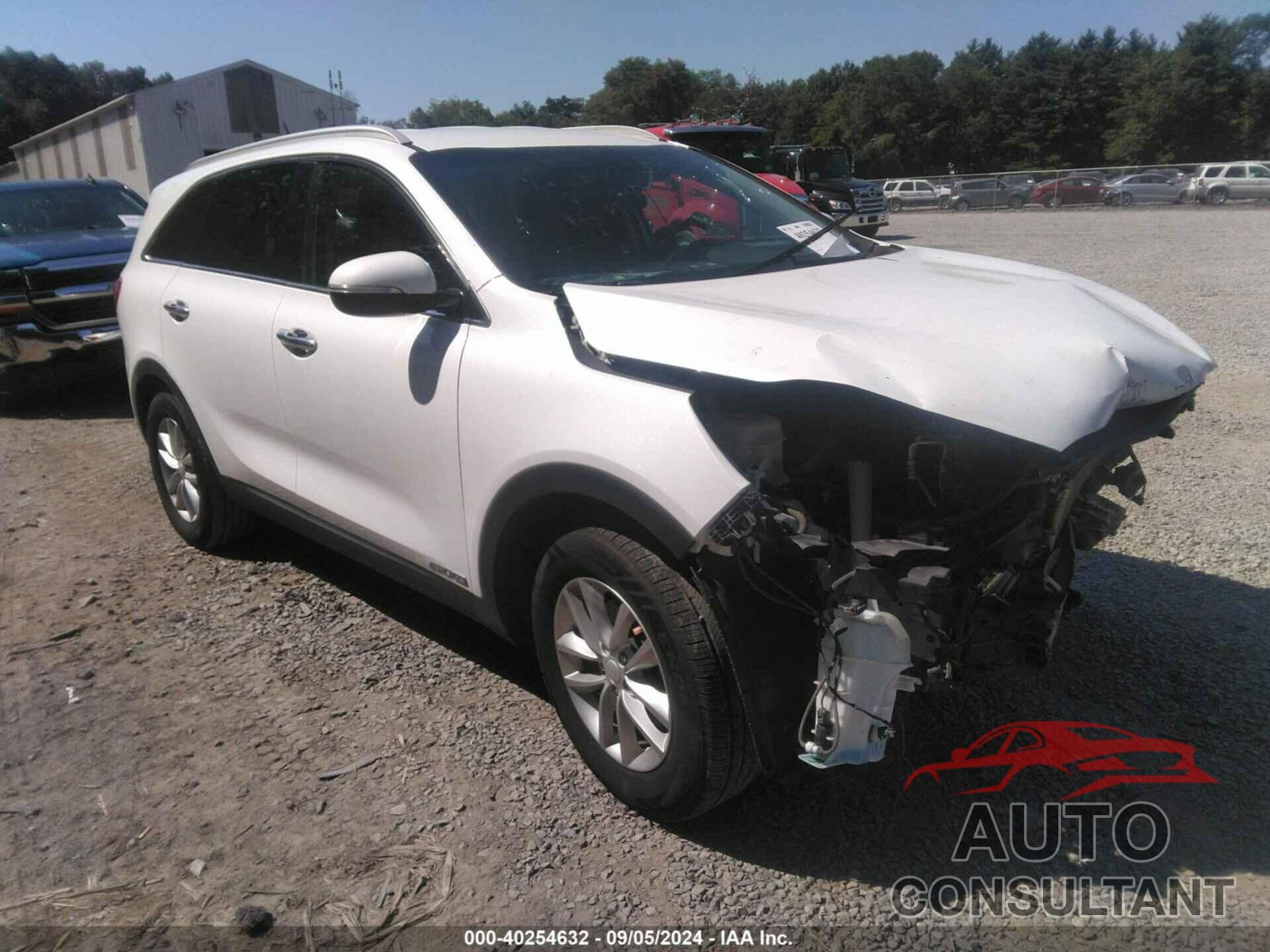 KIA SORENTO 2017 - 5XYPGDA54HG335716