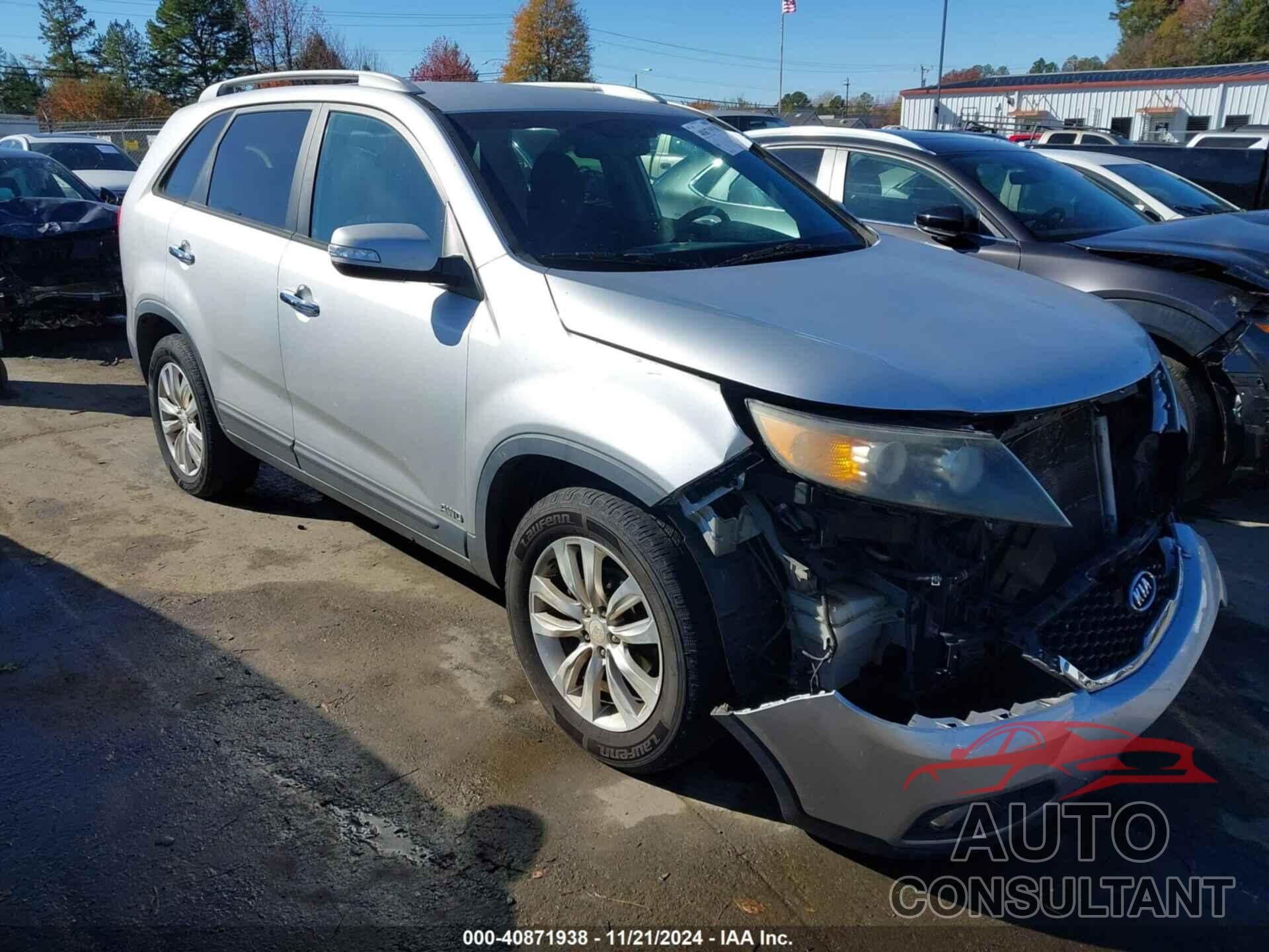 KIA SORENTO 2011 - 5XYKTDA27BG172739