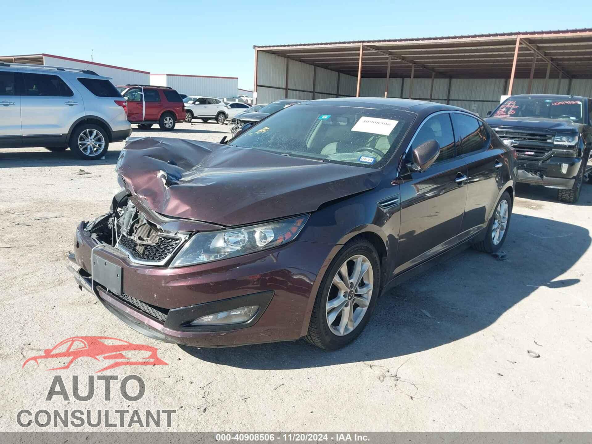 KIA OPTIMA 2011 - KNAGN4A78B5113801