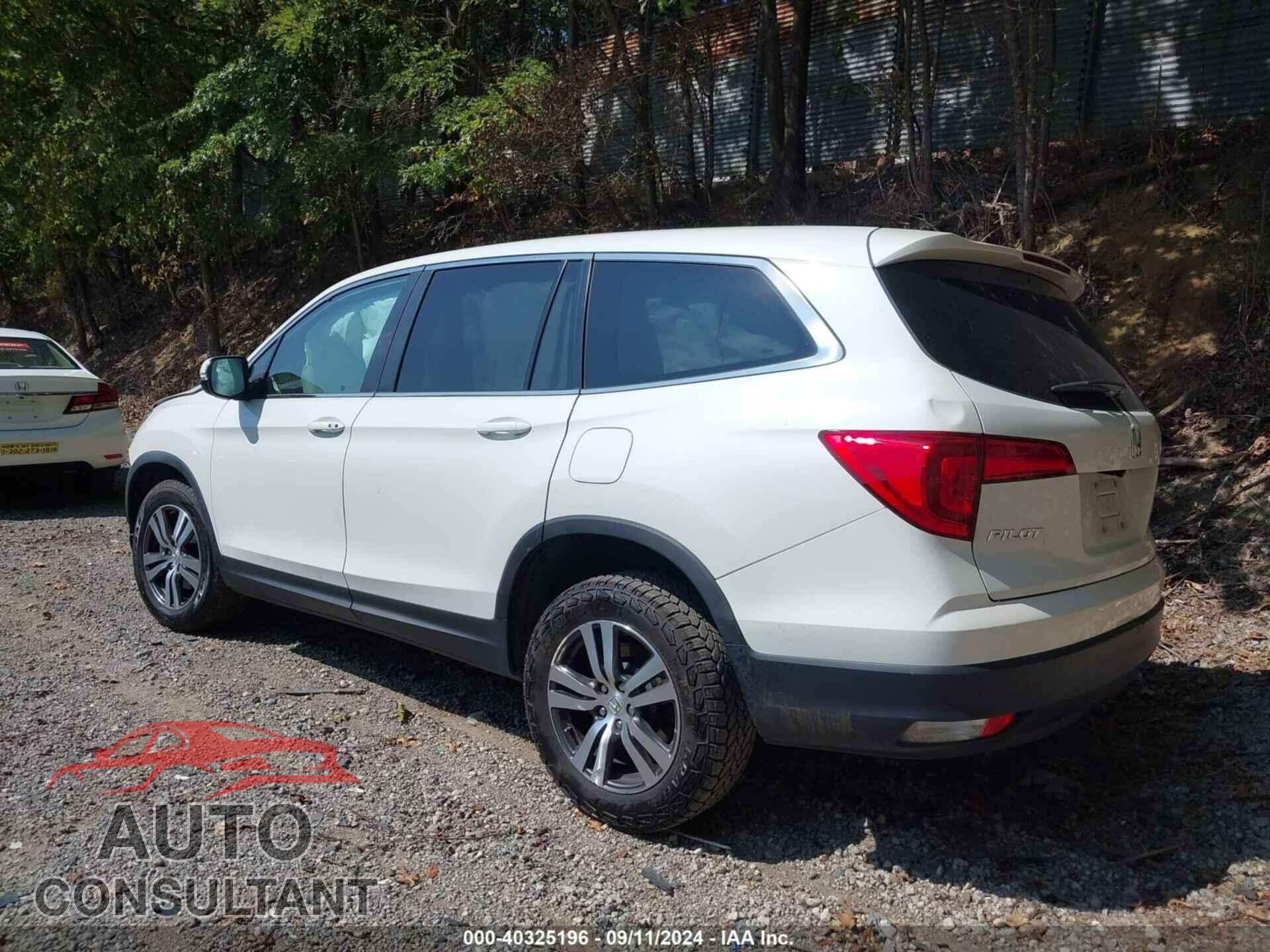 HONDA PILOT 2017 - 5FNYF6H32HB044792
