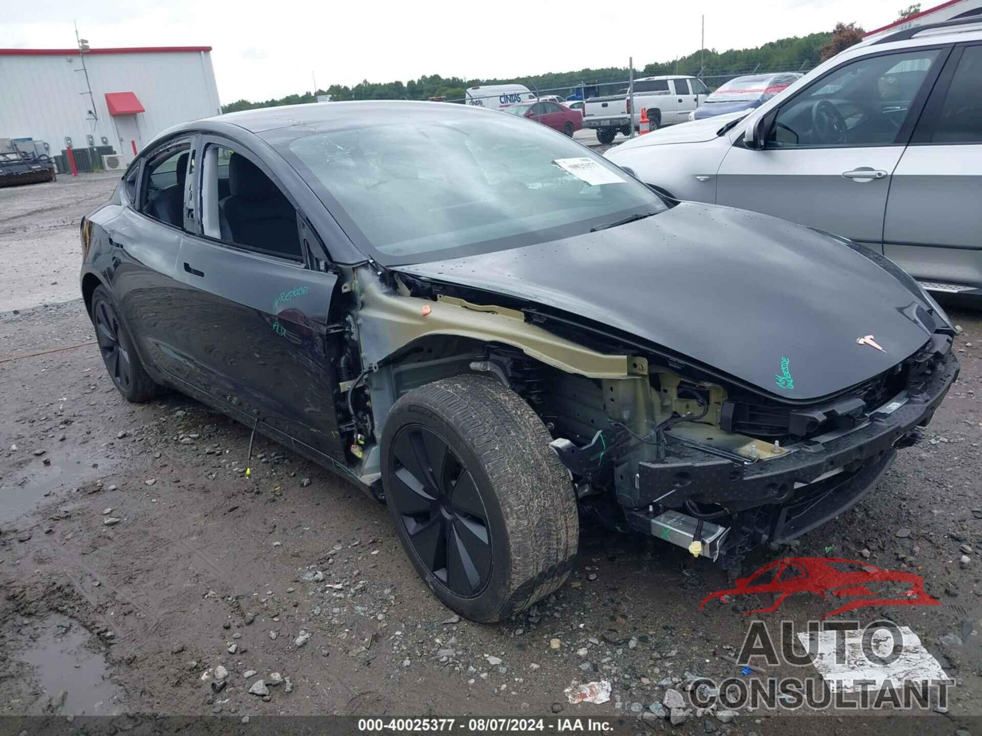 TESLA MODEL 3 2024 - 5YJ3E1EA3RF734779