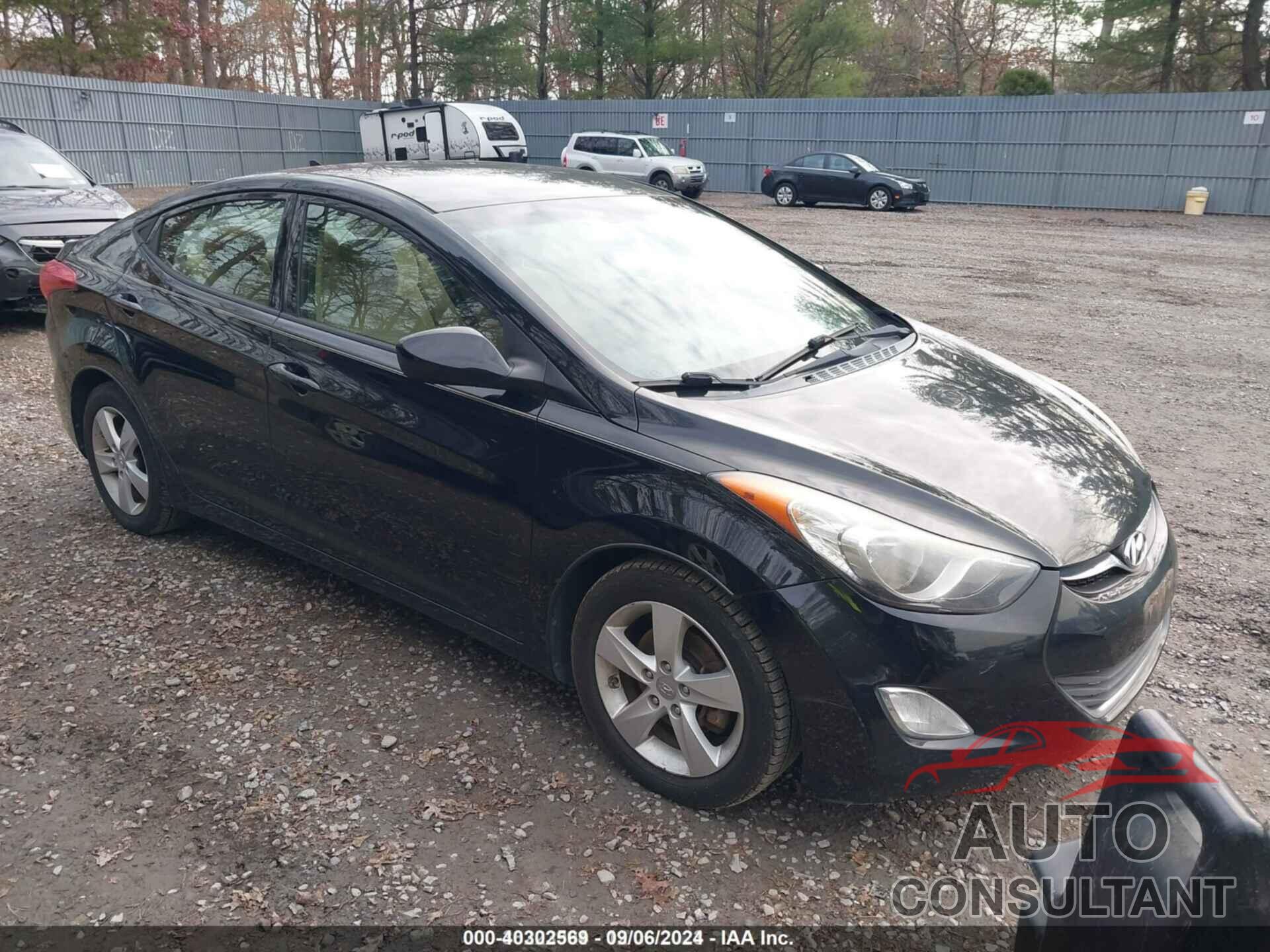 HYUNDAI ELANTRA 2013 - 5NPDH4AE0DH410057