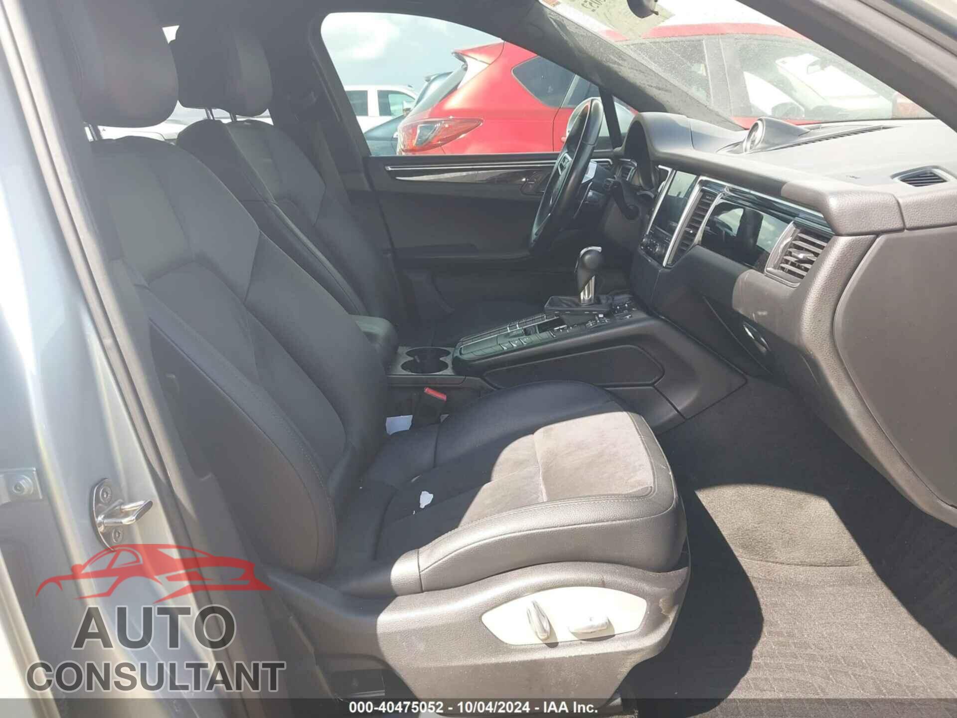 PORSCHE MACAN 2018 - WP1AA2A54JLB02262