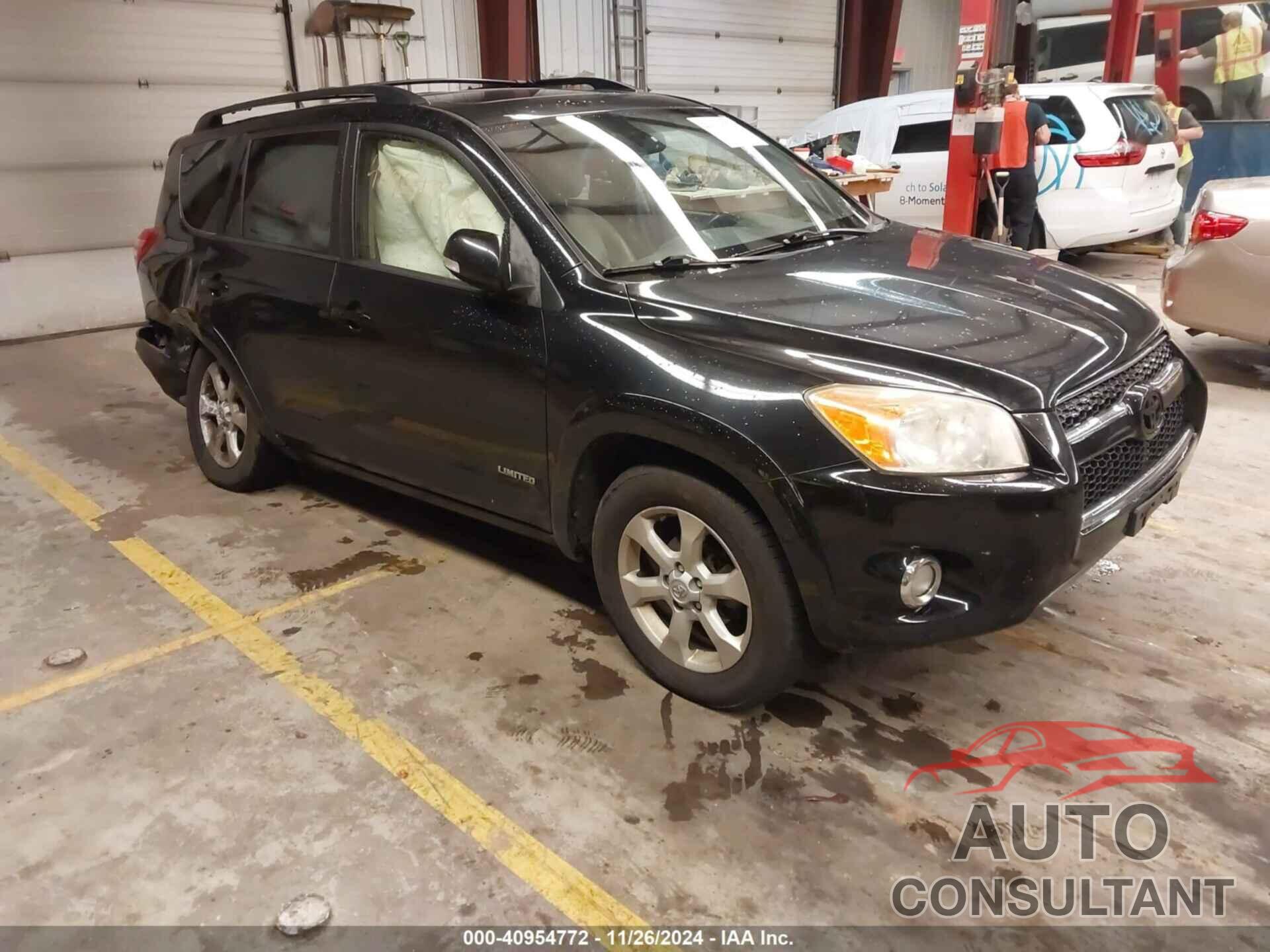 TOYOTA RAV4 2012 - JTMDF4DV5C5051255