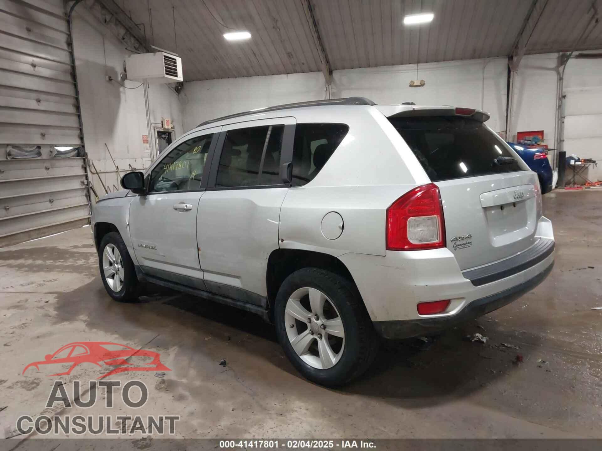 JEEP COMPASS 2011 - 1J4NF1FB8BD210970