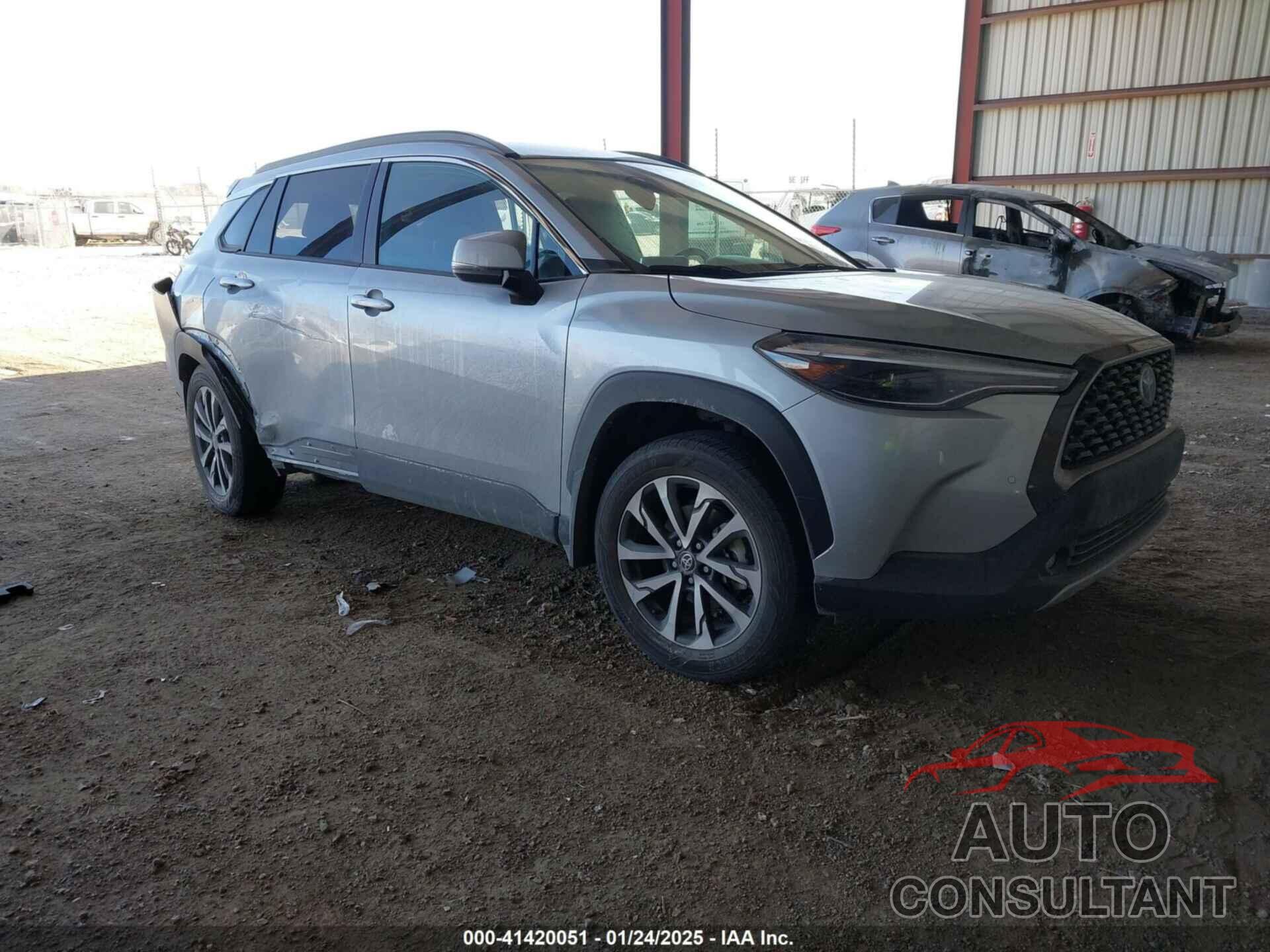 TOYOTA COROLLA CROSS 2022 - 7MUDAABG6NV023405