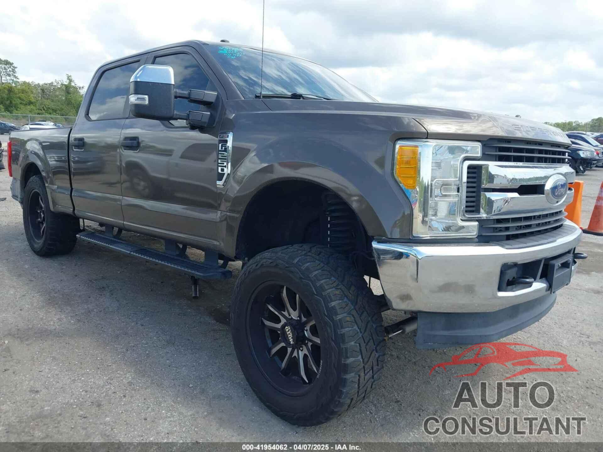 FORD F-250 2017 - 1FT7W2B67HED15516