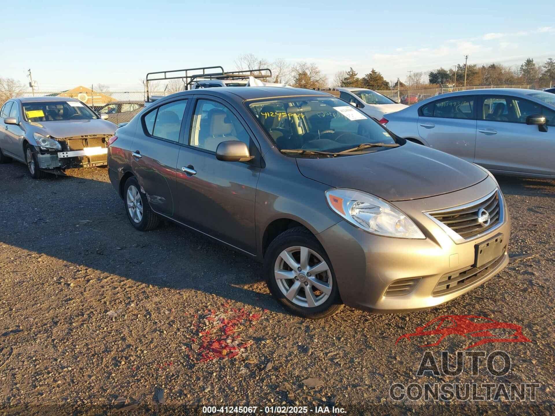 NISSAN VERSA 2014 - 3N1CN7AP8EL810041