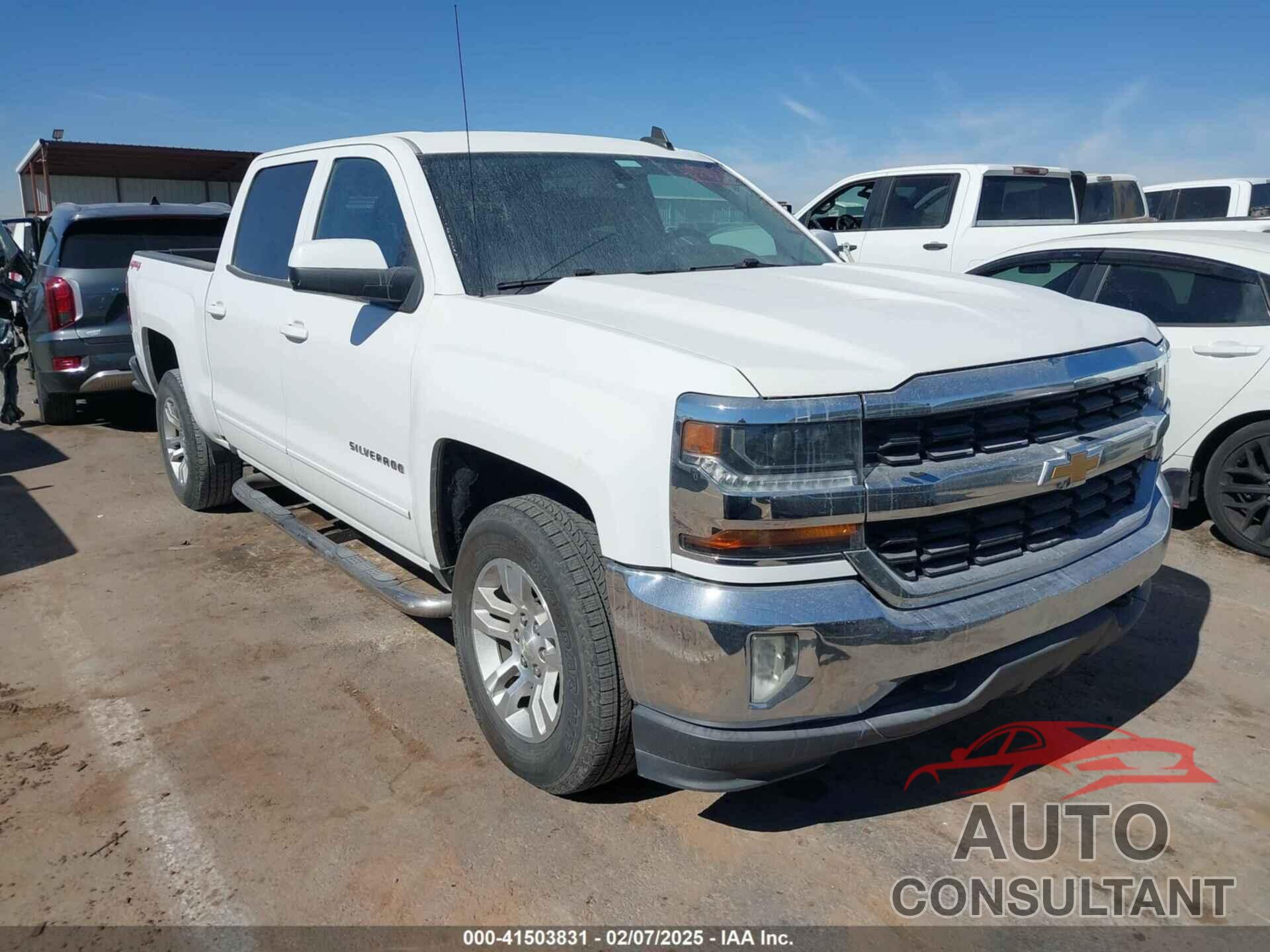 CHEVROLET SILVERADO 1500 2018 - 3GCUKREC4JG292333