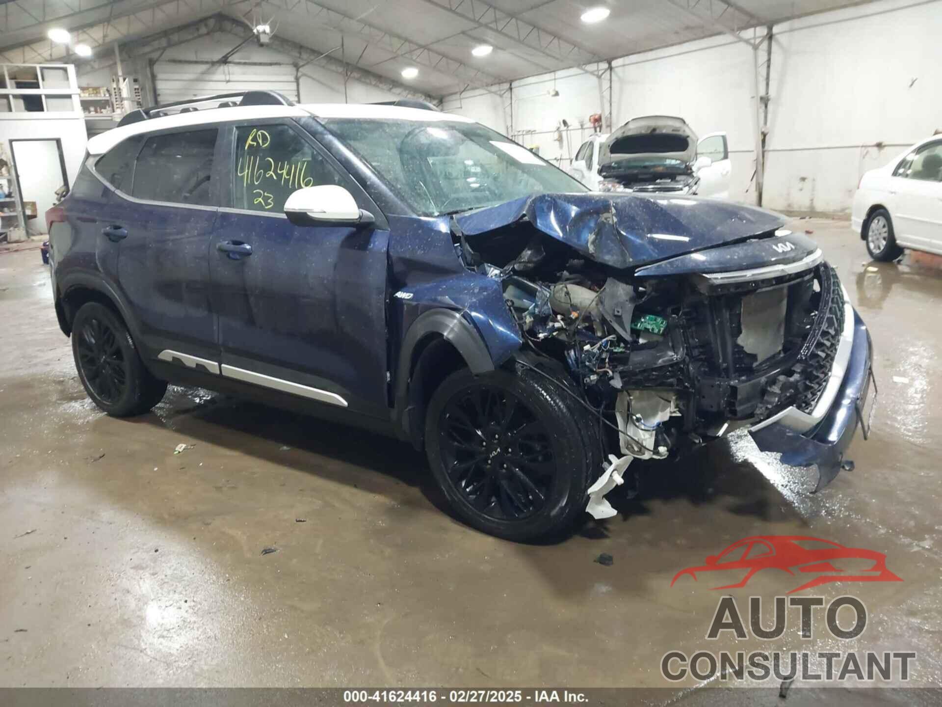 KIA SELTOS 2023 - KNDEUCA28P7449083