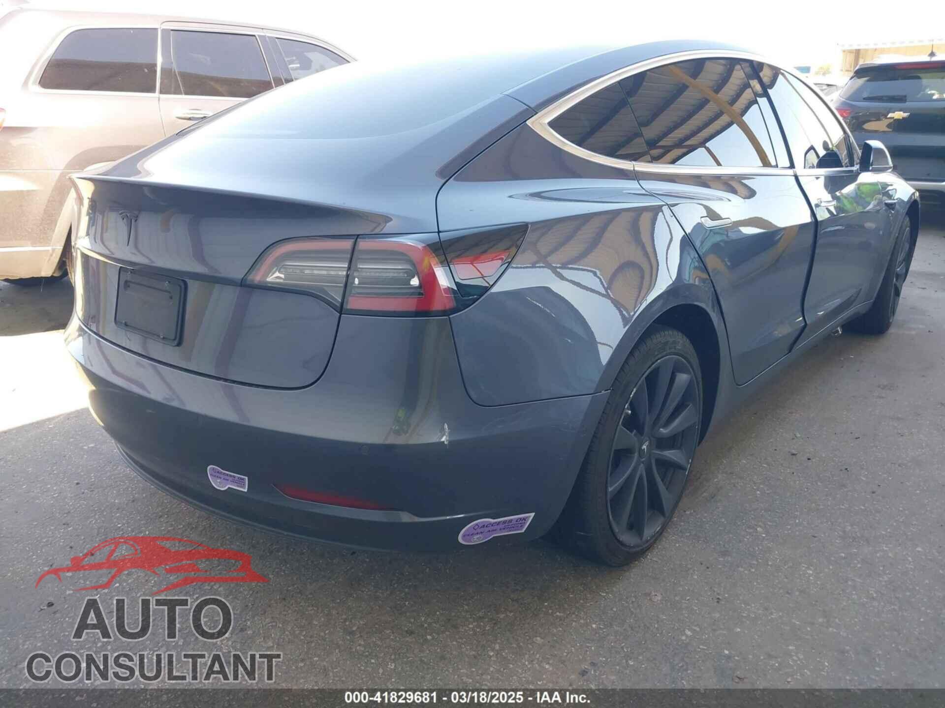 TESLA MODEL 3 2018 - 5YJ3E1EA7JF163401